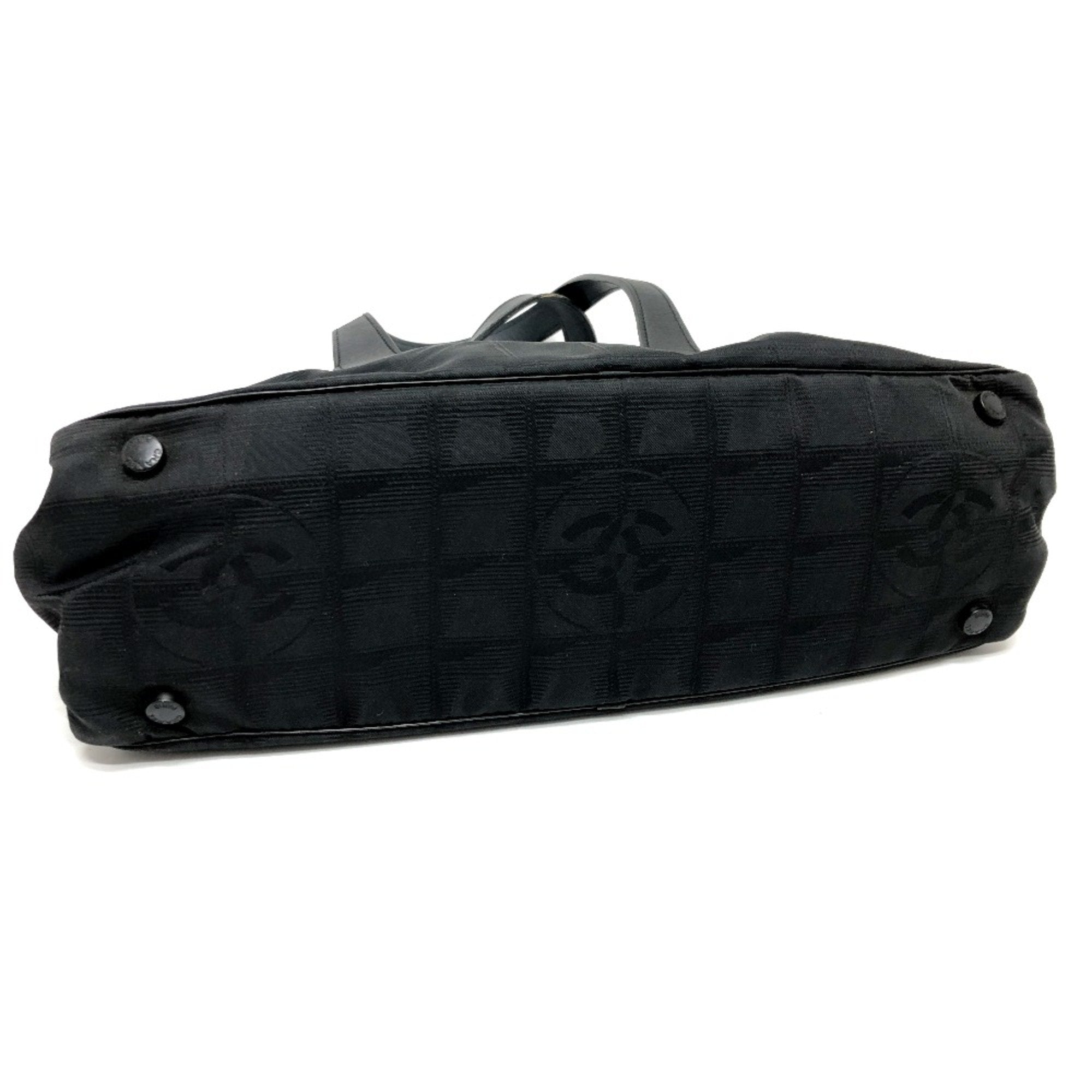 Chanel Black Leather Boston Bag (Pre-Owned)