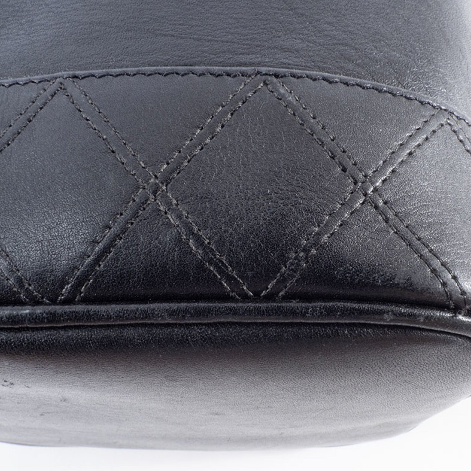 Chanel Black Leather Handbag Pouch Vanity Bag (Pre-Owned)