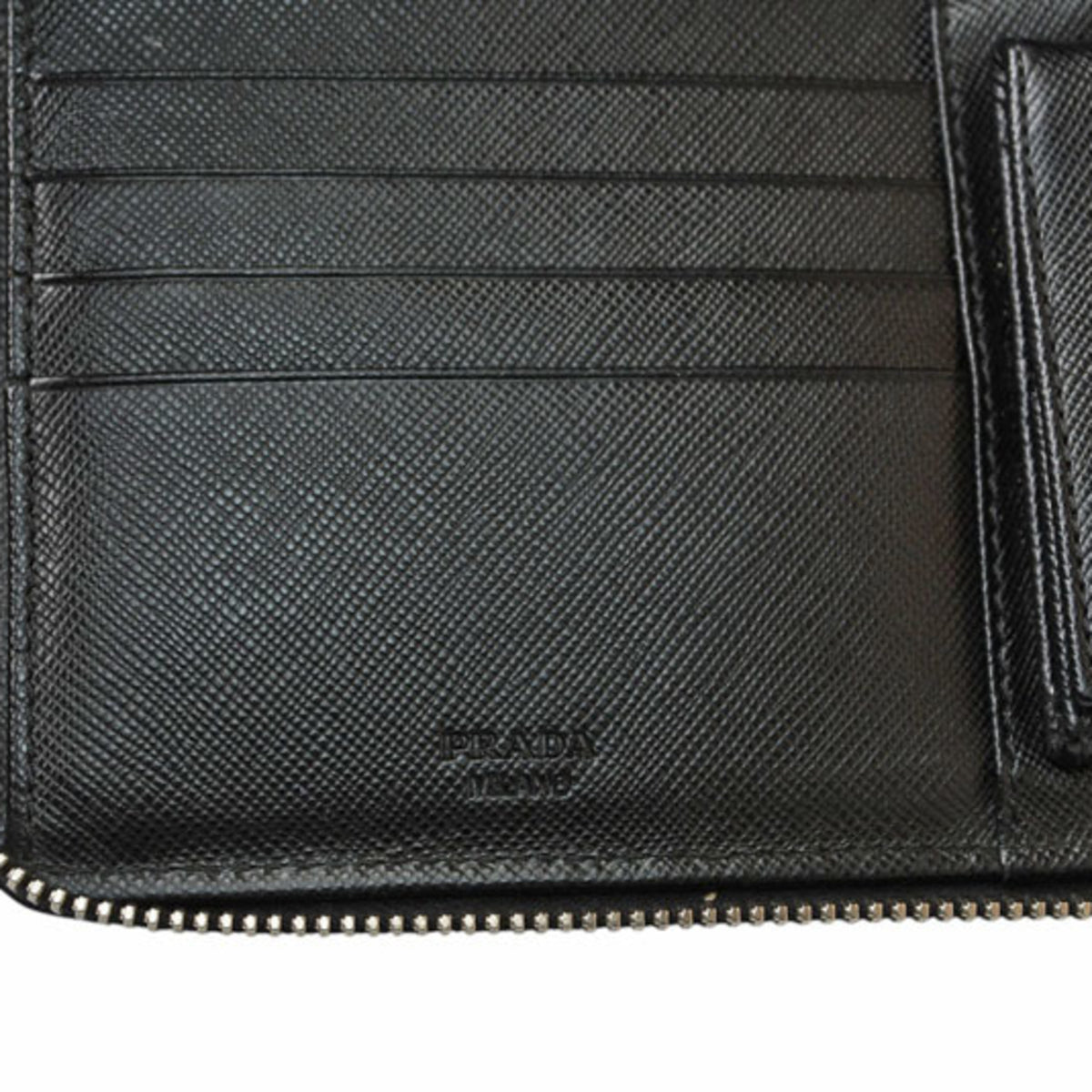 Prada Black Leather Long Wallet (Bi-Fold) (Pre-Owned)
