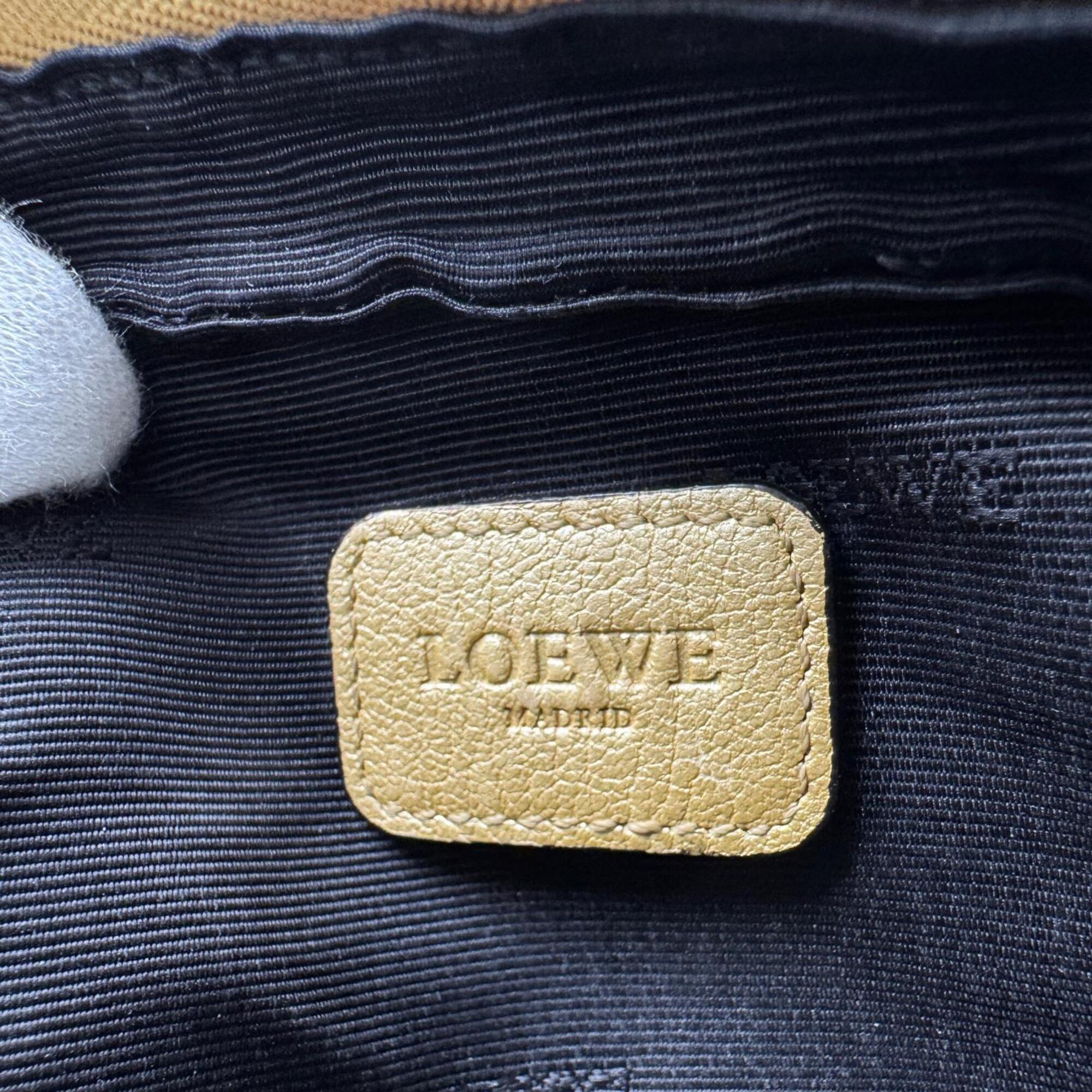 Loewe Gold Pouch (Pre-Owned)