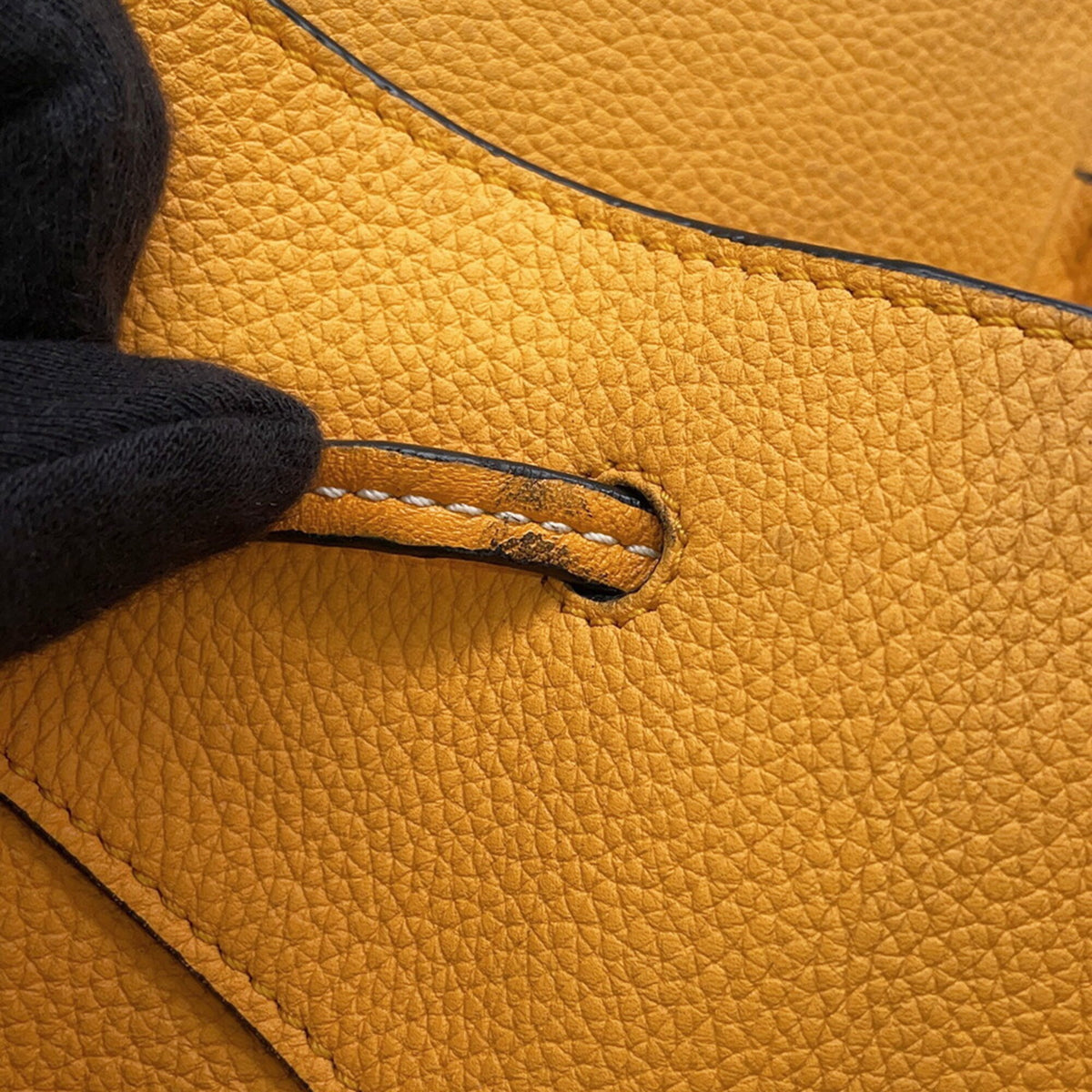 Loewe Orange Leather Handbag (Pre-Owned)
