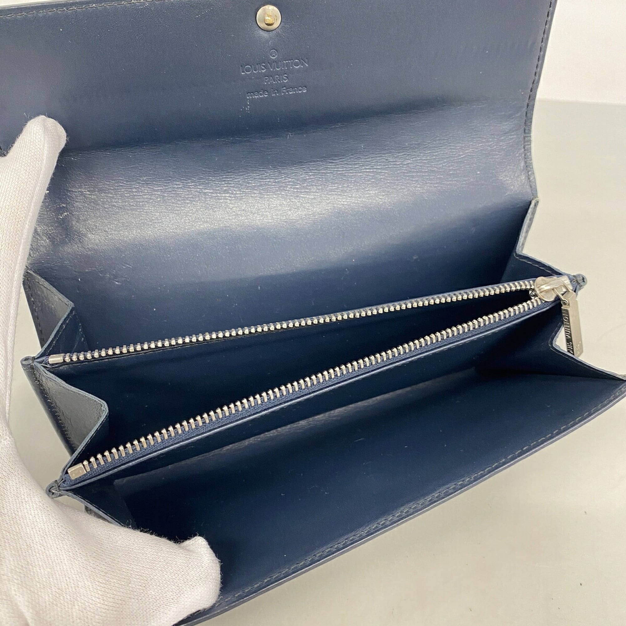 Louis Vuitton Blue Long Wallet (Bi-Fold) (Pre-Owned)