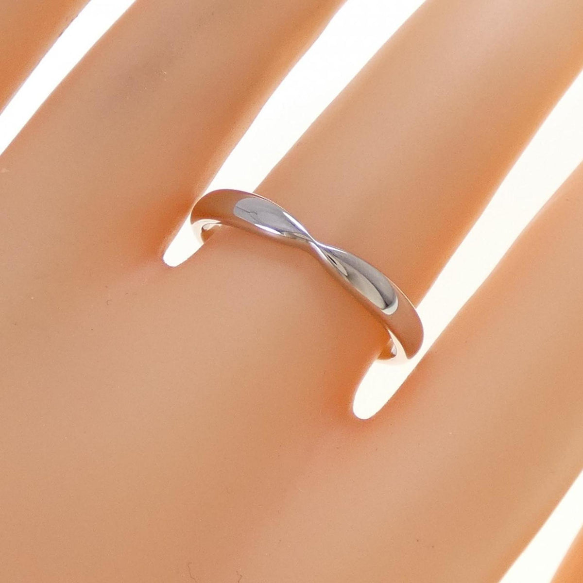 Tiffany Platinum 950 Band Ring (Pre-Owned)