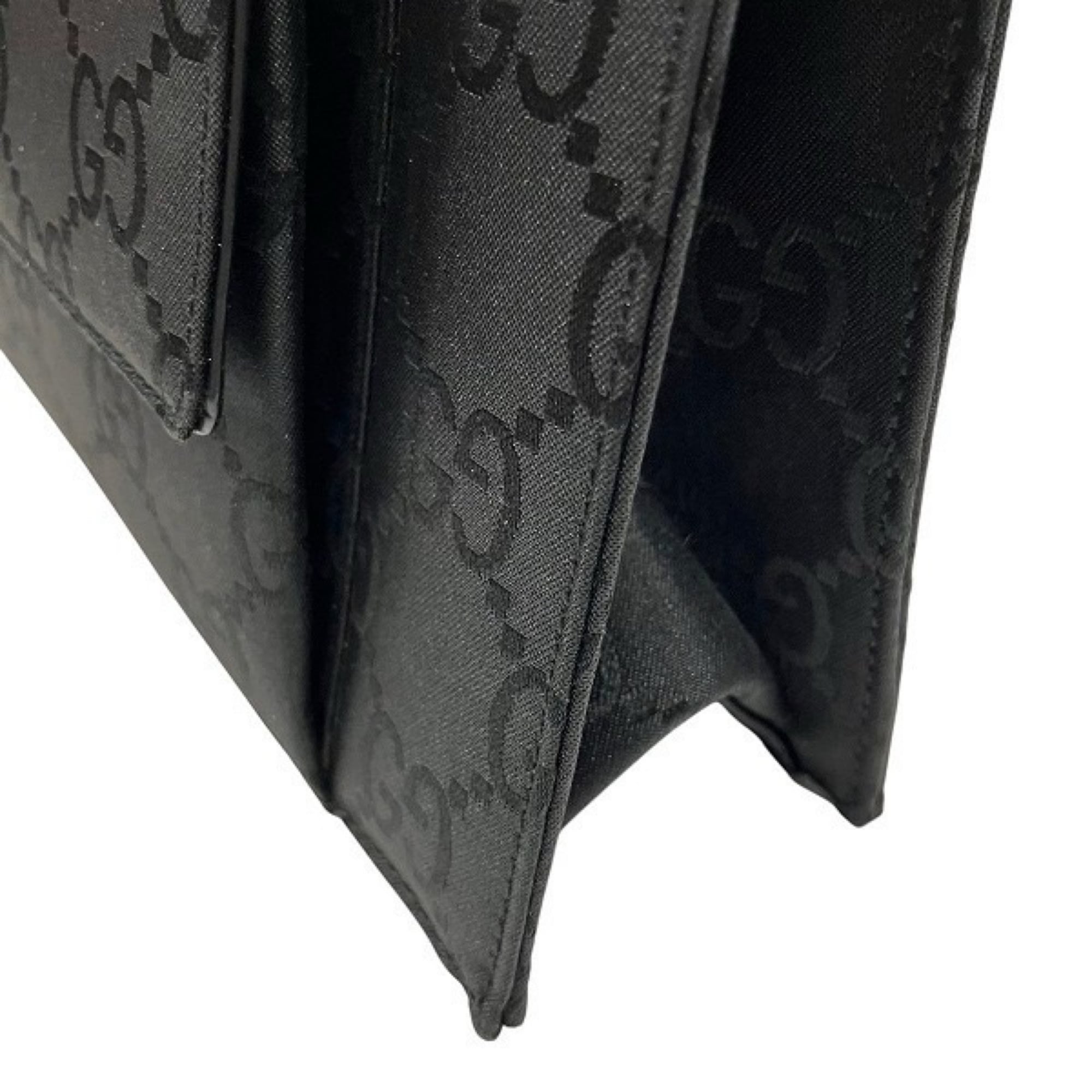 Gucci Black Gg Canvas Shoulder Bag (Pre-Owned)