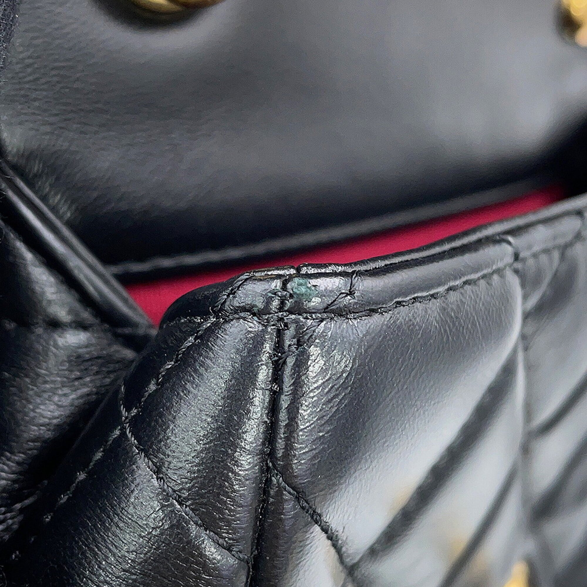 Chanel Black Handbag Shoulder Bag (Pre-Owned)
