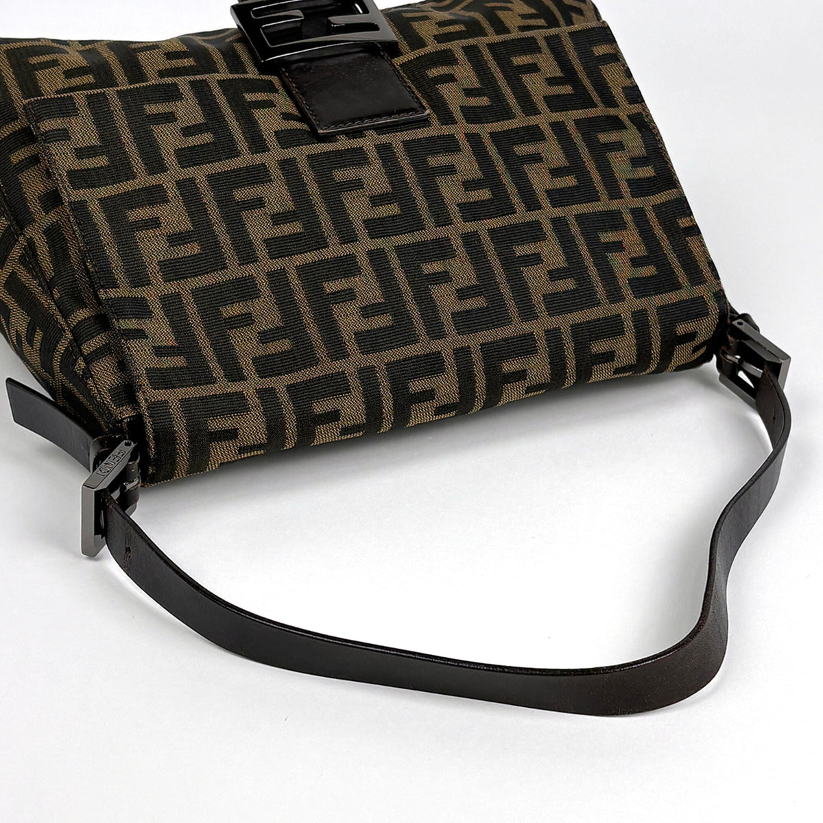 Fendi Zucca Brown Canvas Leather Shoulder Bag (Pre-Owned)
