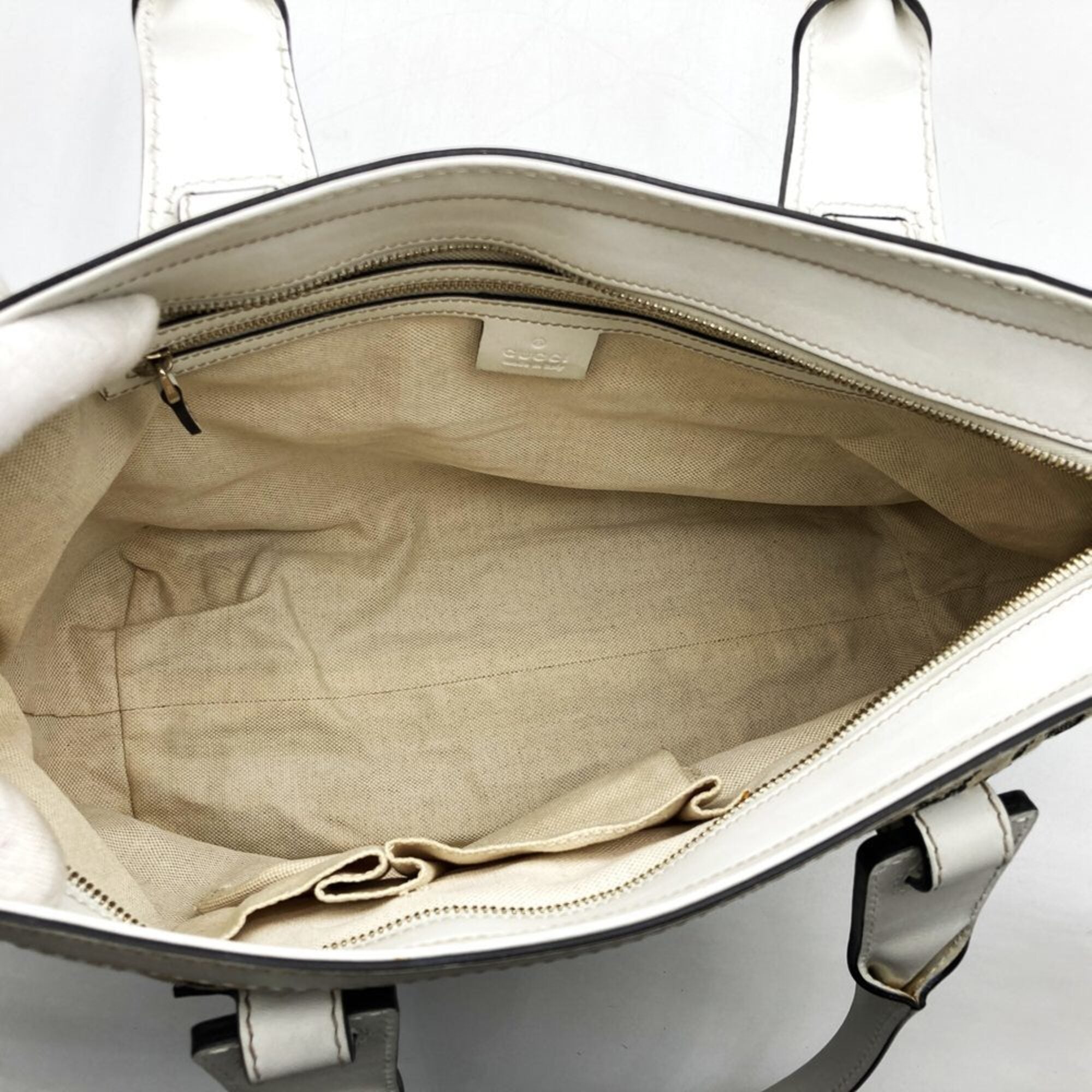 Gucci Beige Navy White Gg Canvas Tote Bag (Pre-Owned)