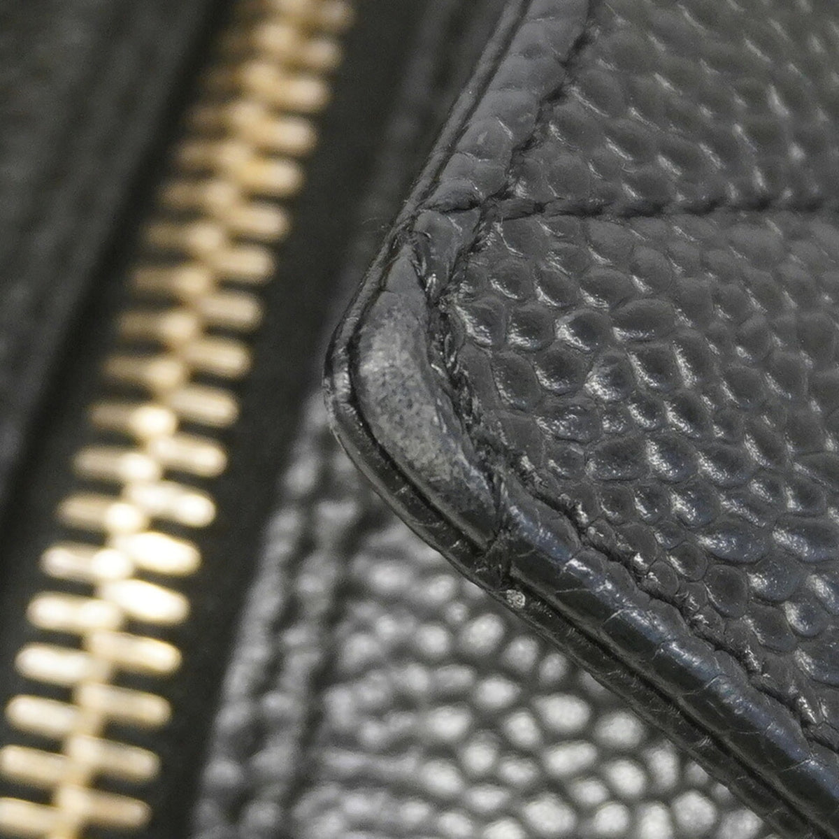 Chanel Black Grained Calfskin Tote Bag (Pre-Owned)