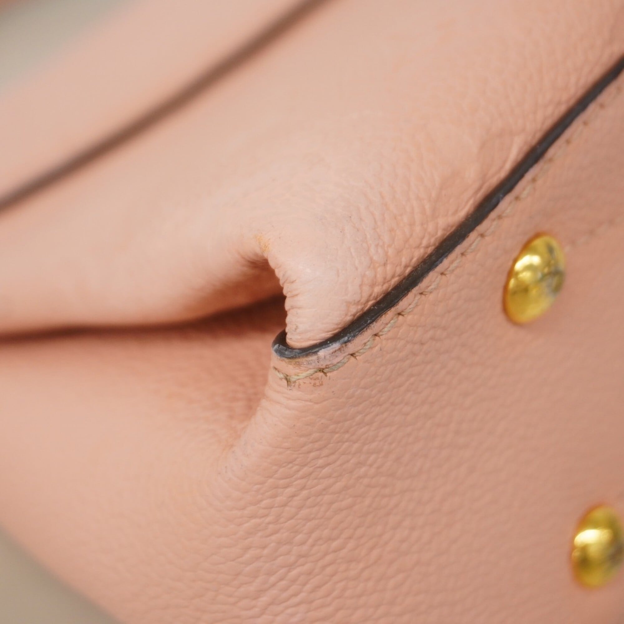 Louis Vuitton Rose Poudre Handbag (Pre-Owned)