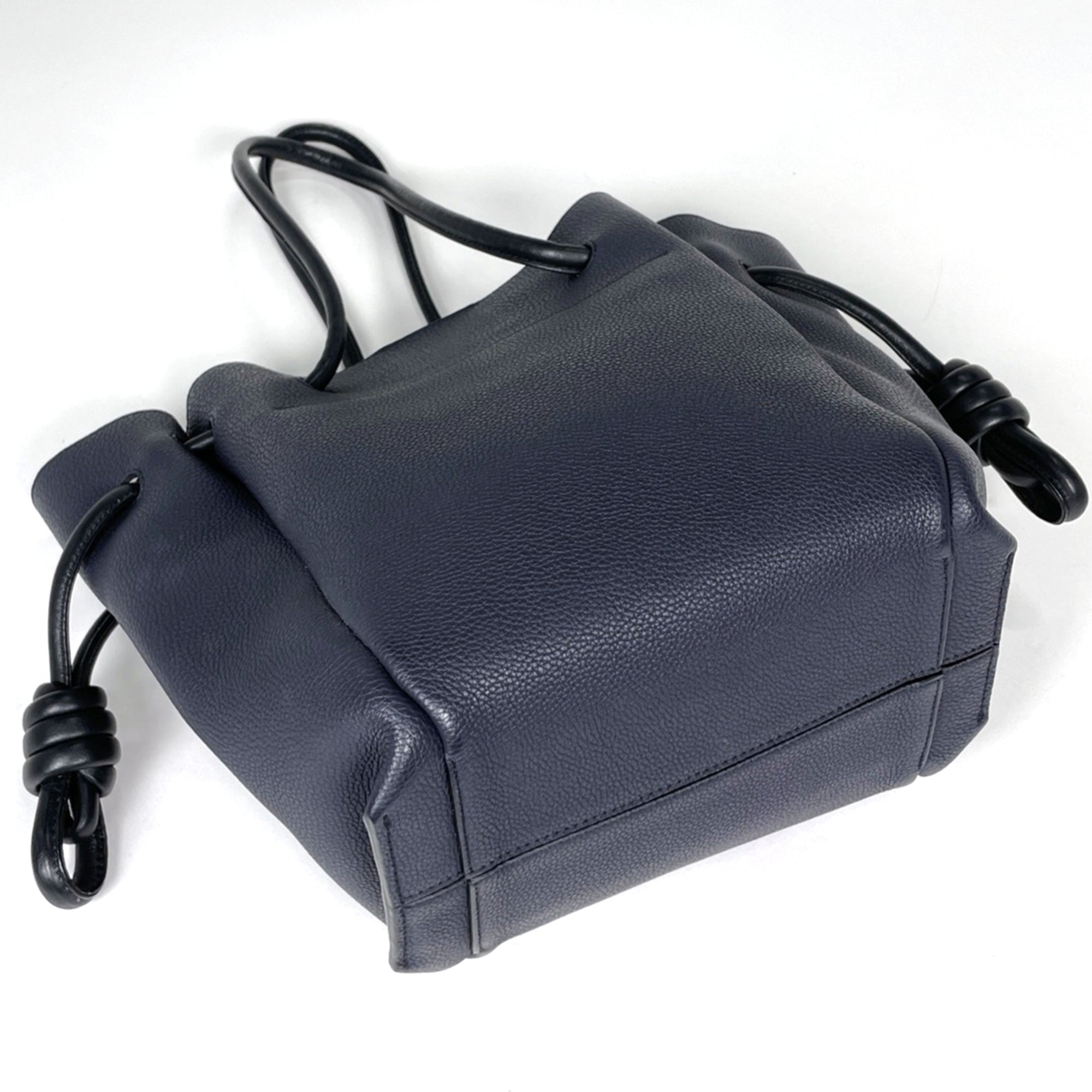 Loewe Flamenco Navy Leather Tote Bag (Pre-Owned)