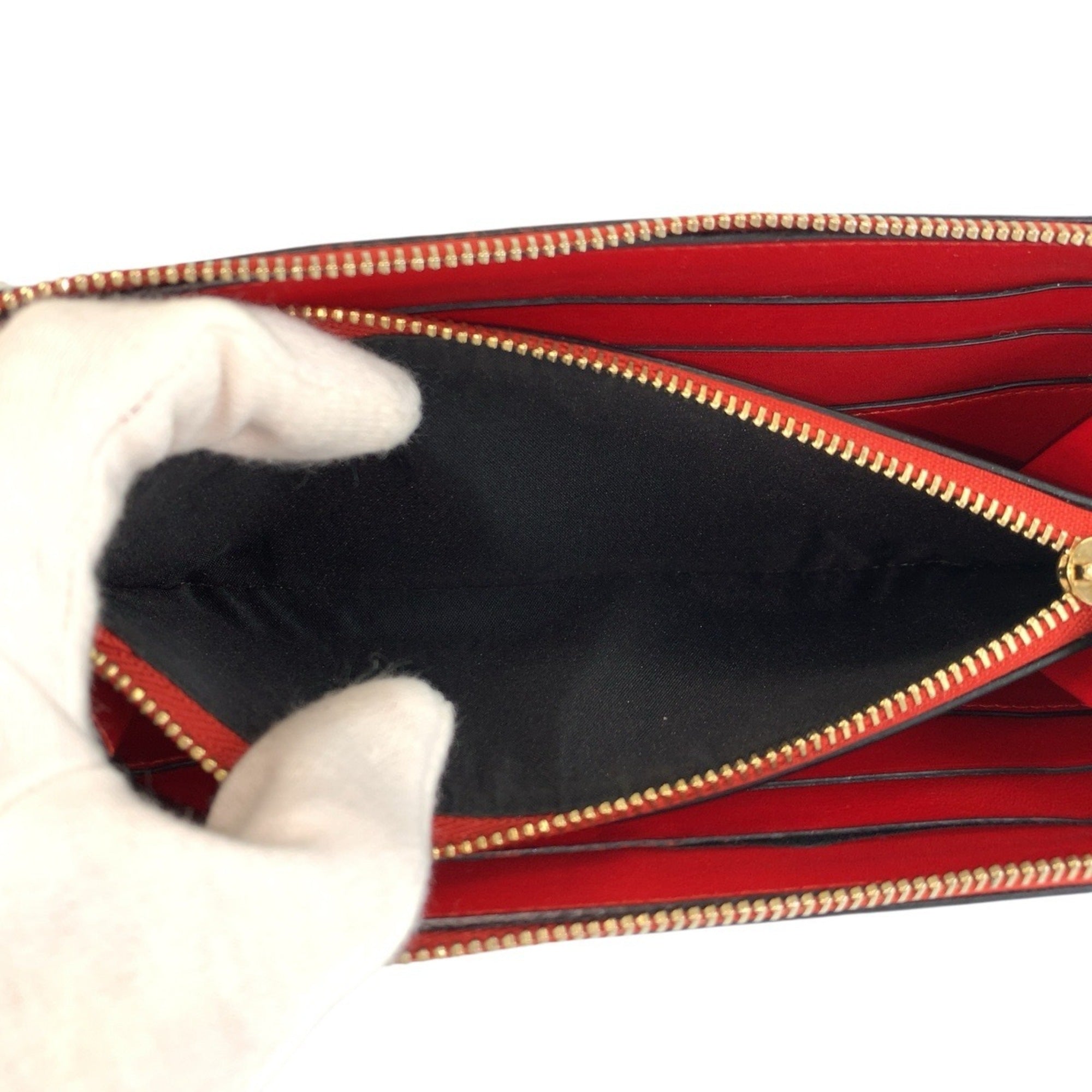 Bvlgari Red Color Leather Coin Purse/Coin Case (Pre-Owned)