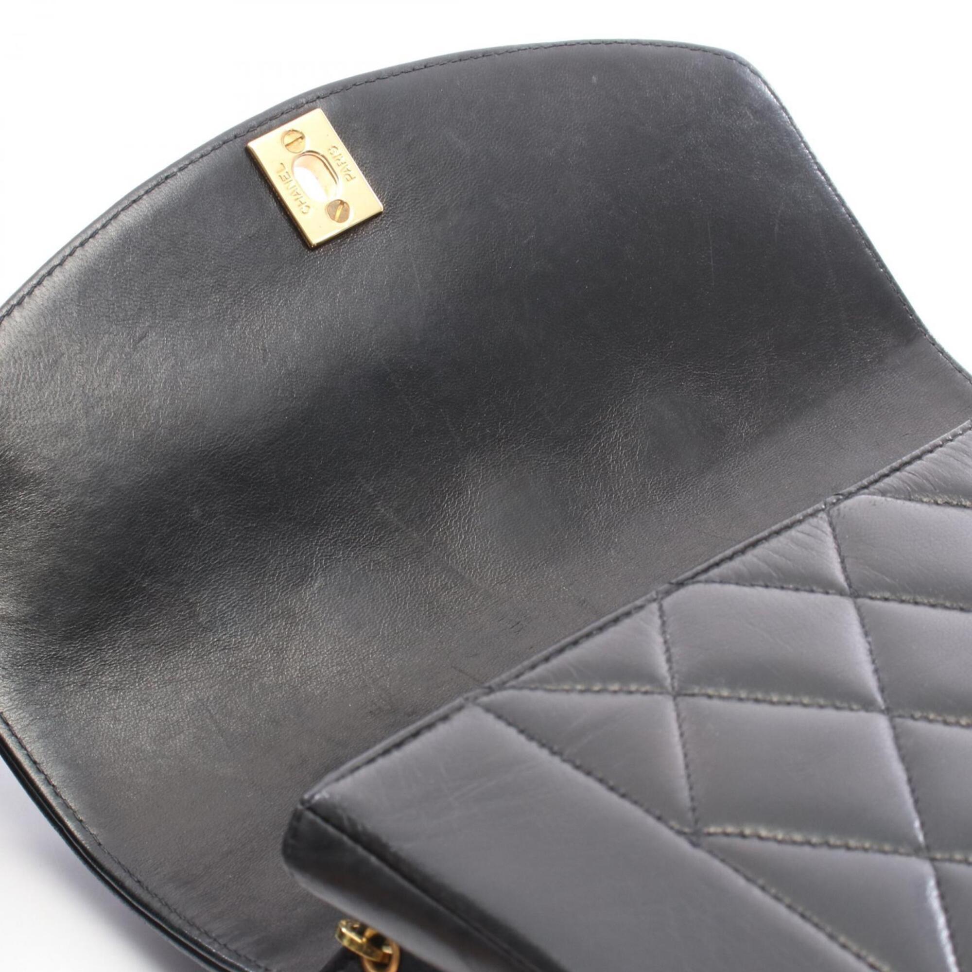 Chanel Black Leather Handbag Shoulder Bag (Pre-Owned)