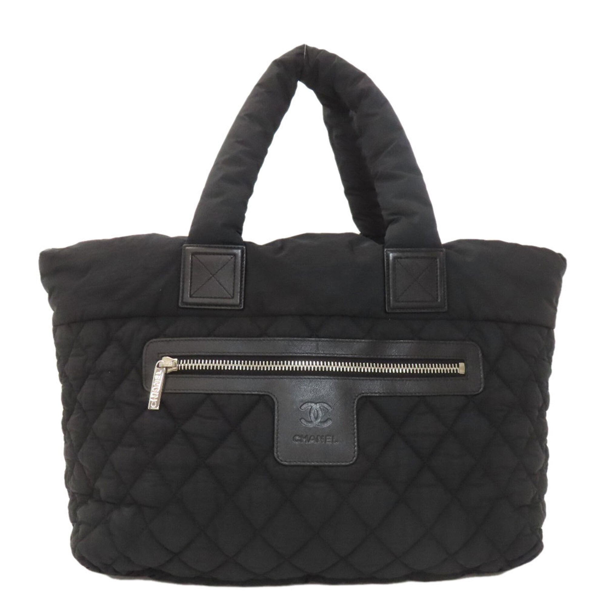 Chanel Black Nylon Tote Bag (Pre-Owned)