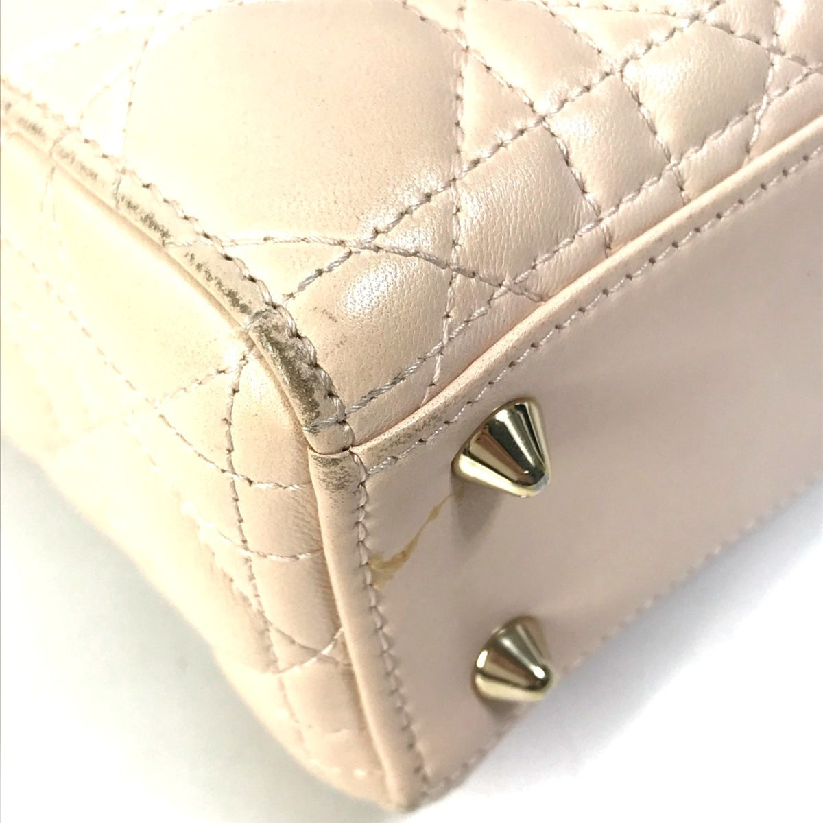 Christian Dior Beige Leather Handbag (Pre-Owned)