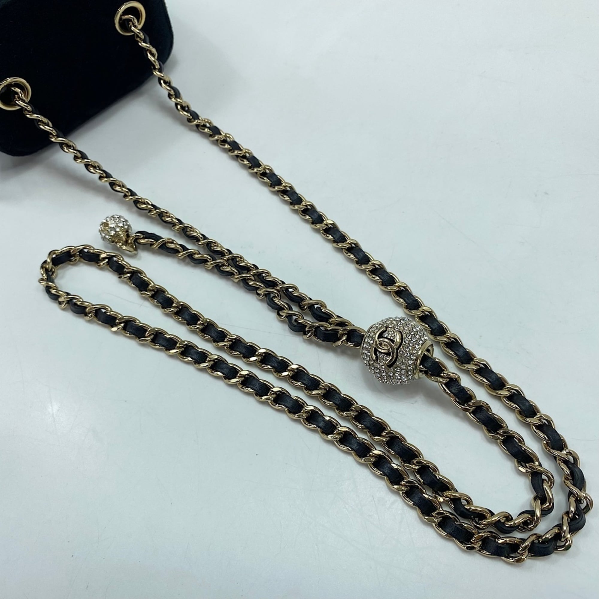 Chanel Matelasse Black Shoulder Bag (Pre-Owned)