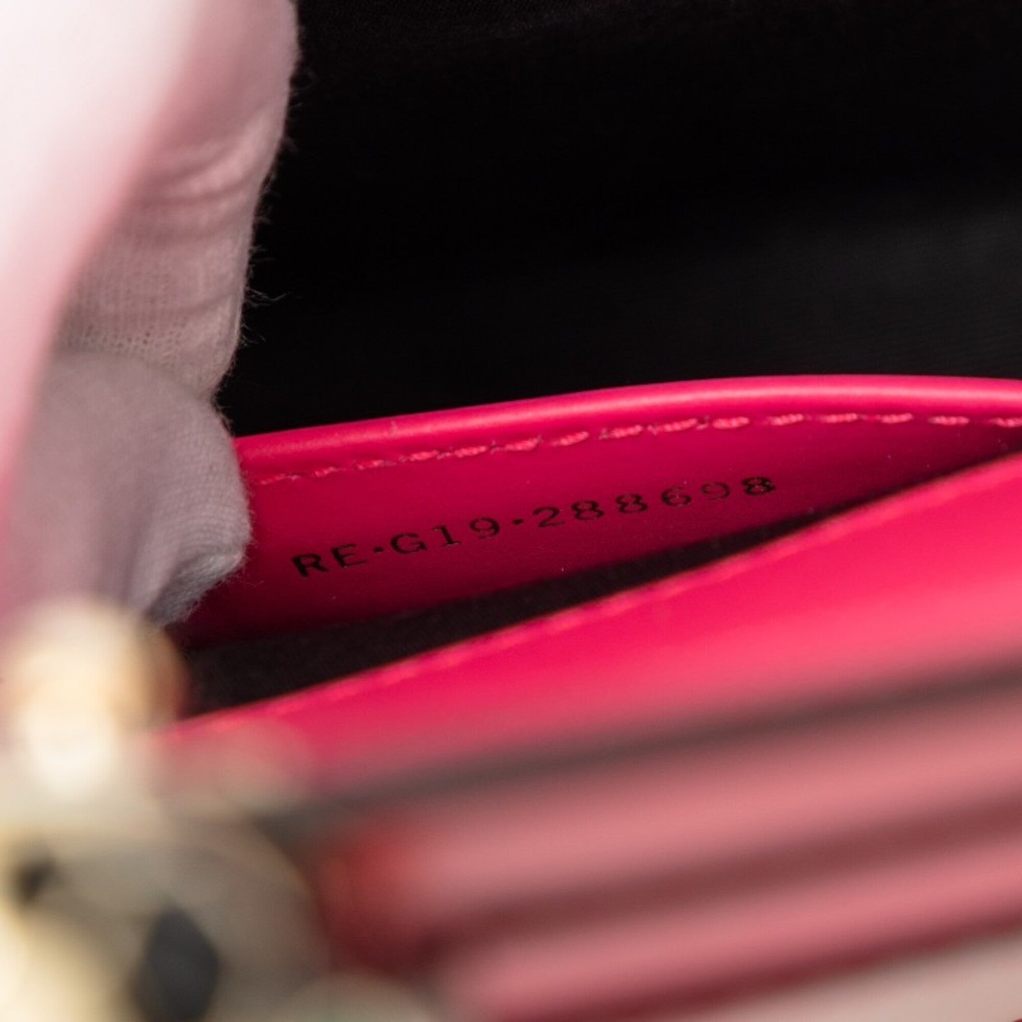 Bvlgari Pink Leather Shoulder Bag (Pre-Owned)