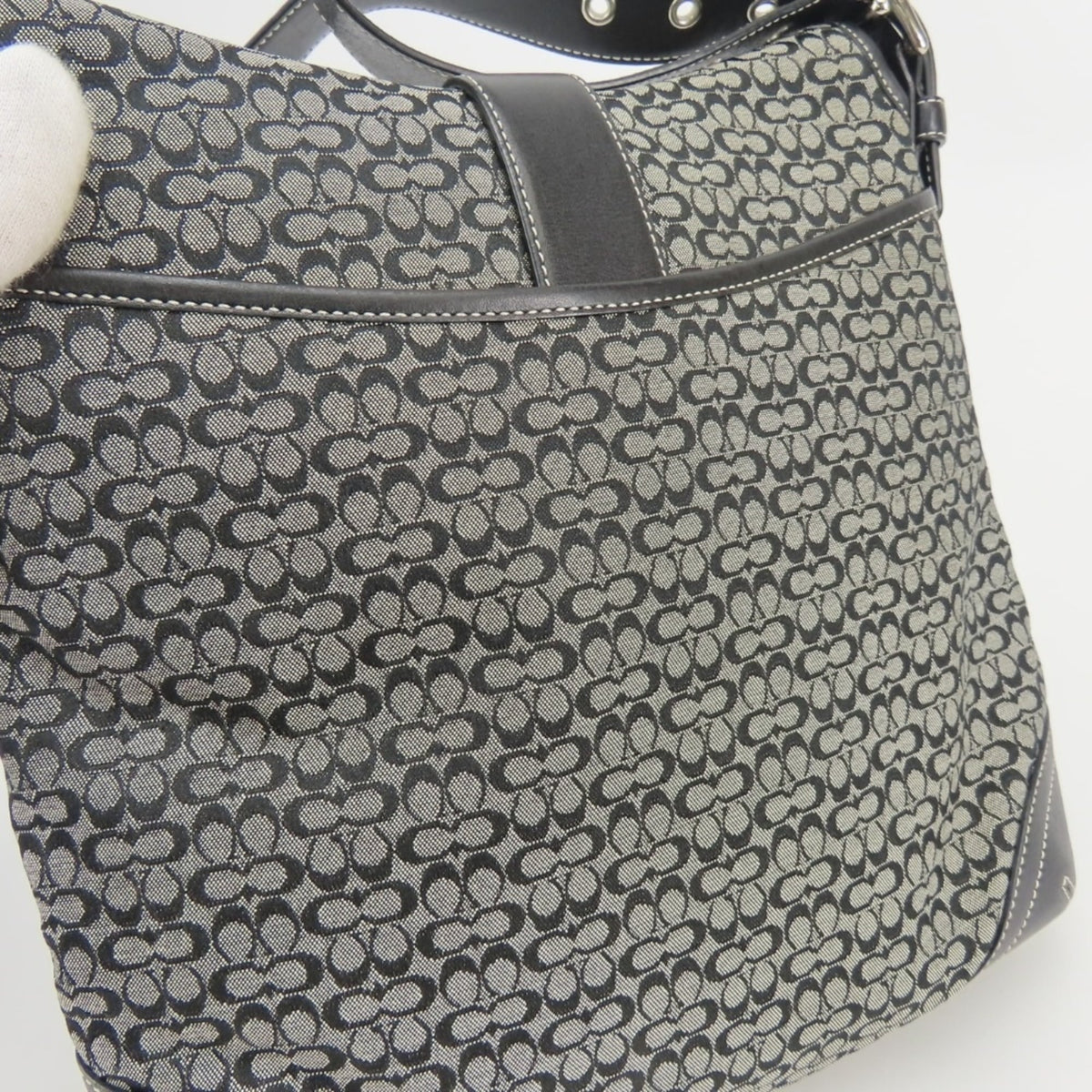 Coach Black Gray Signature Line Shoulder Bag (Pre-Owned)