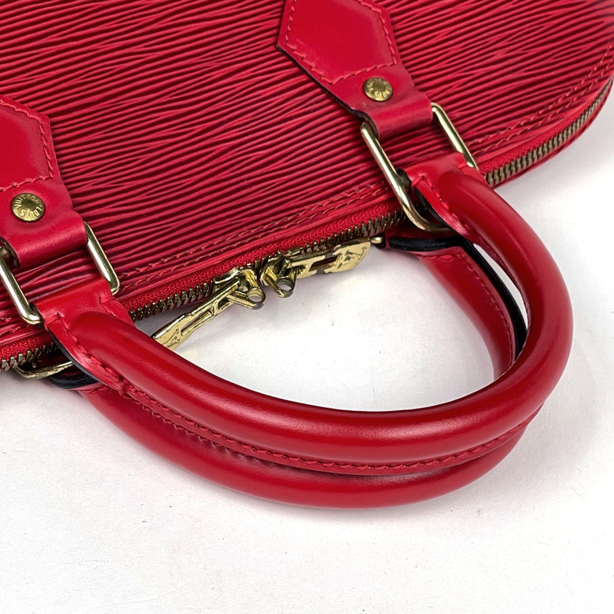 Louis Vuitton Castilian Red Epi Leather Handbag (Pre-Owned)