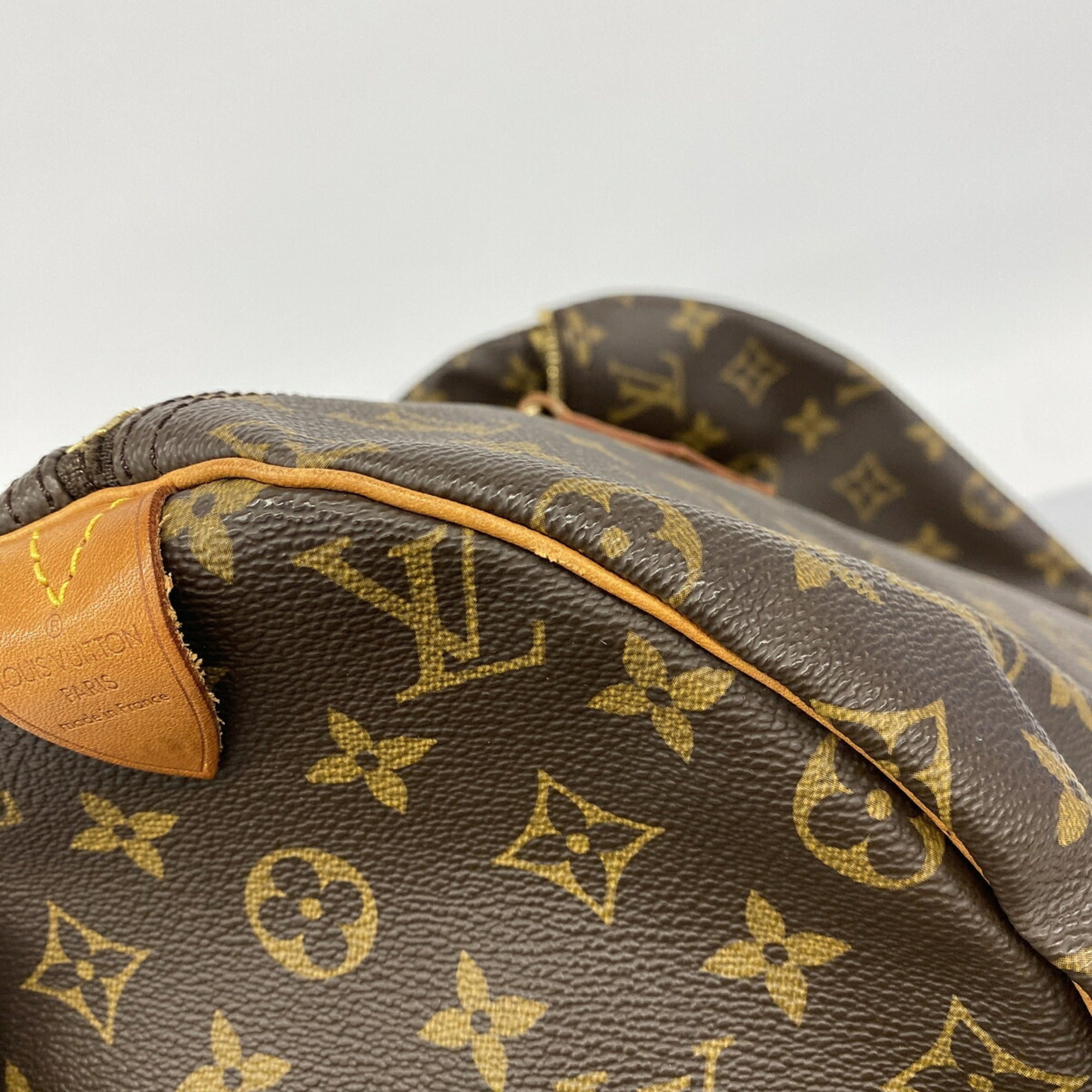 Louis Vuitton Brown Handbag (Pre-Owned)