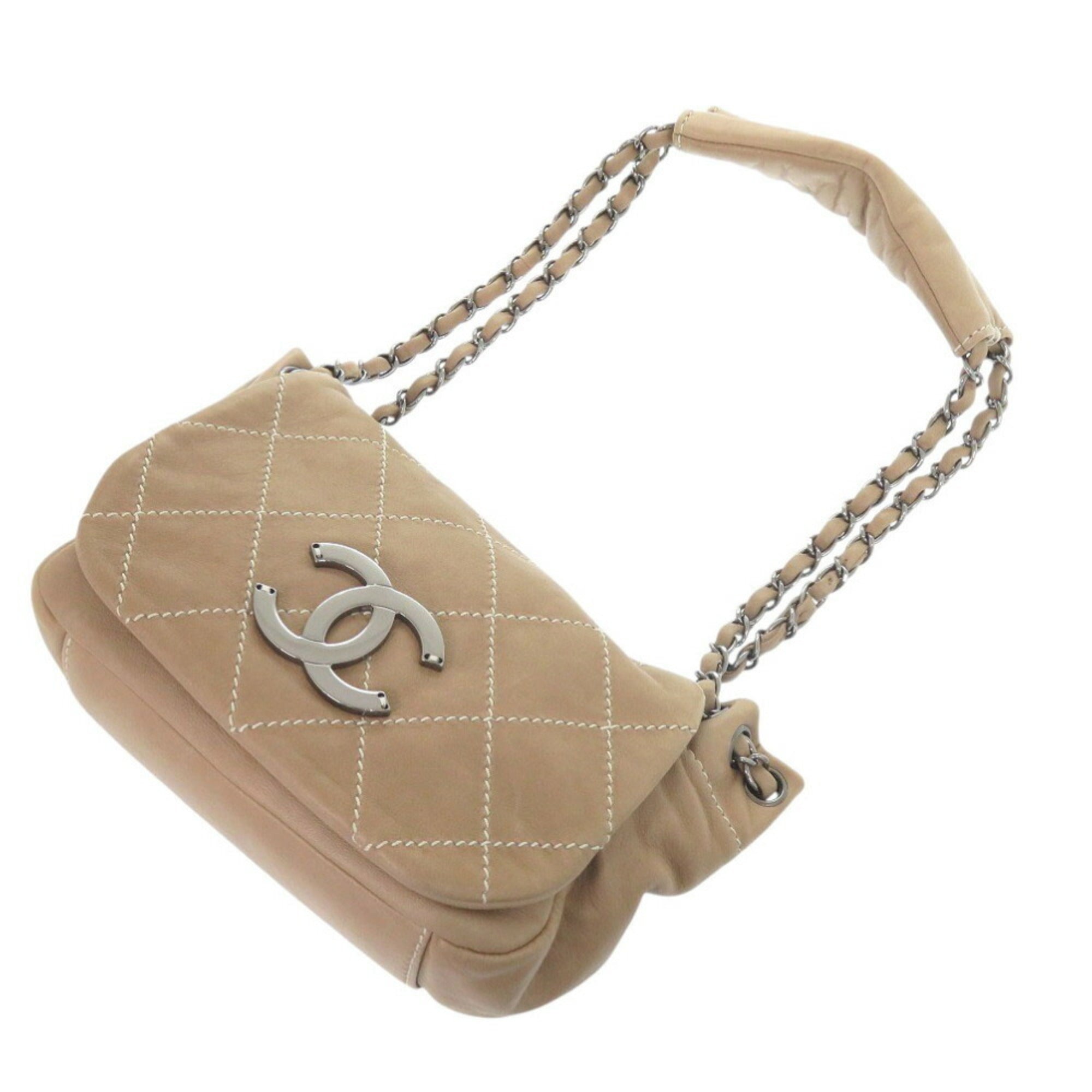 Chanel Beige Leather Shoulder Bag (Pre-Owned)