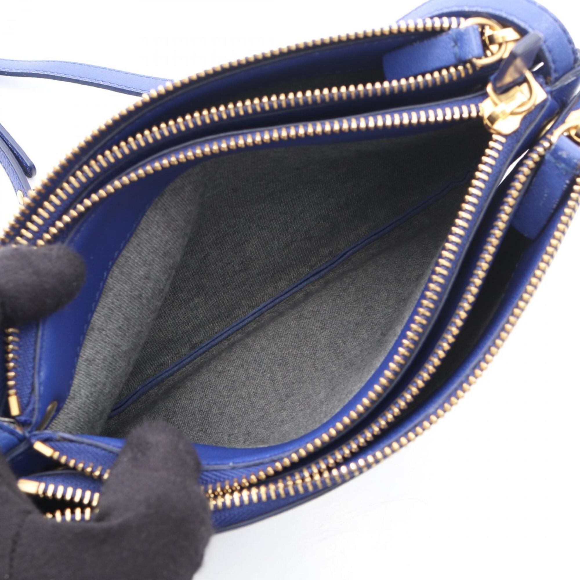 Celine Blue Leather Shoulder Bag (Pre-Owned)