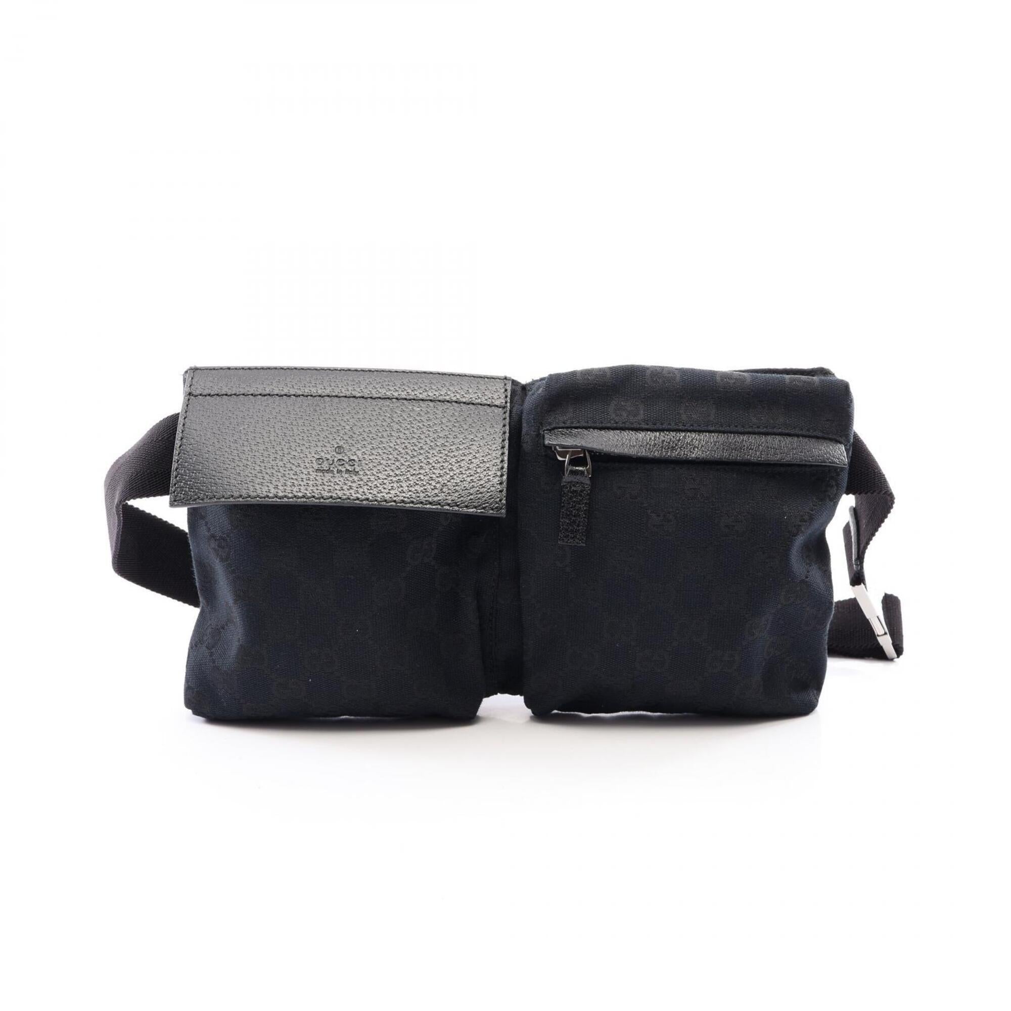 Gucci Black Canvas Leather Fanny Pack Handbag (Pre-Owned)