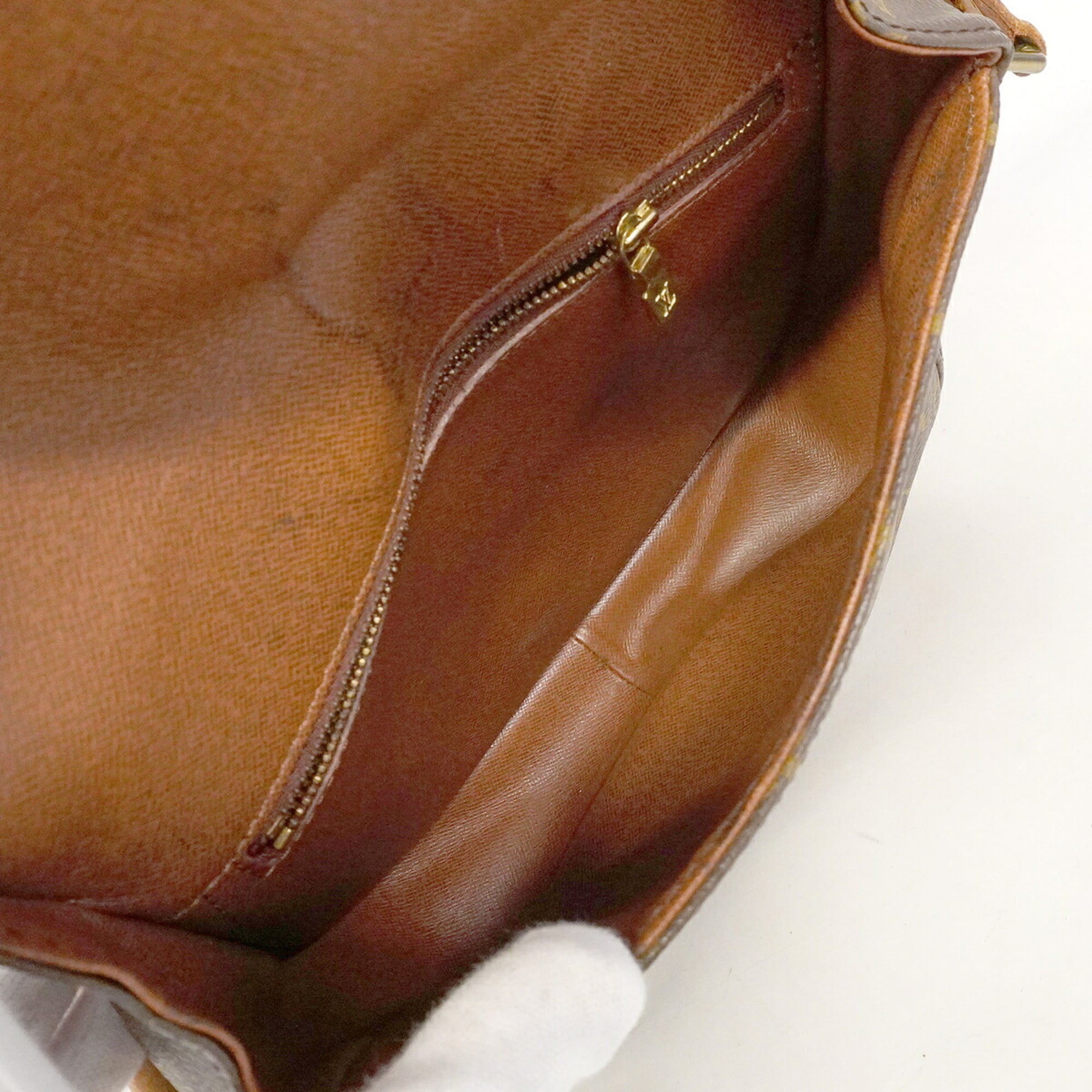 Louis Vuitton Brown Shoulder Bag (Pre-Owned)