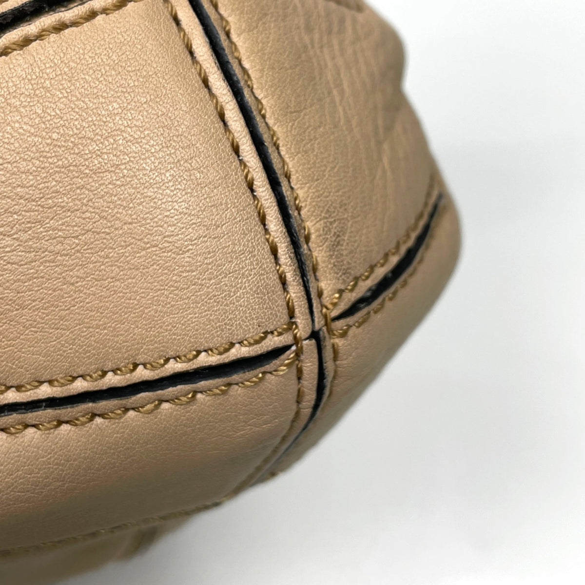 Fendi Brown Leather Suede Handbag (Pre-Owned)