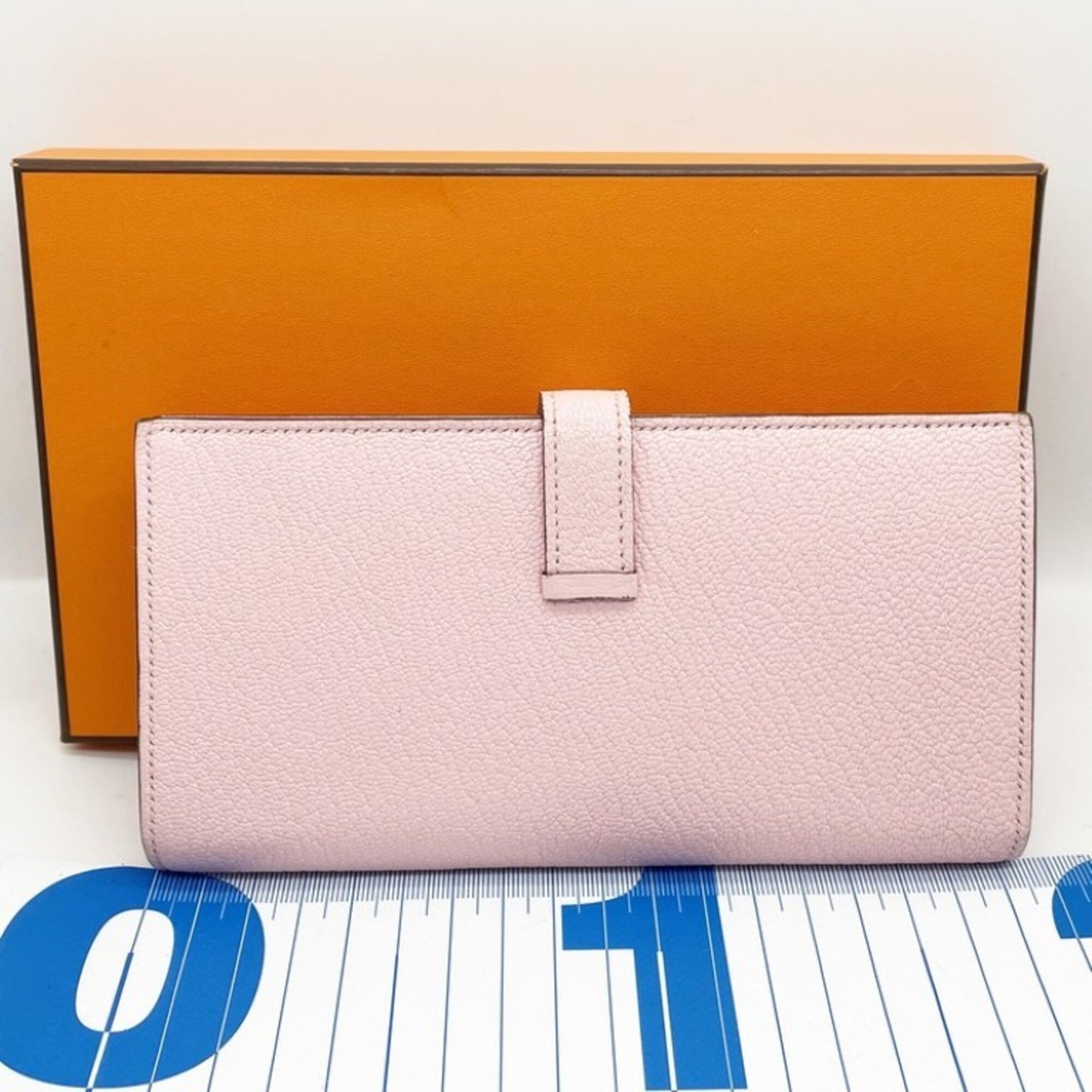 Hermes Rose Sakura Chevre Leather Long Wallet (Bi-Fold) (Pre-Owned)