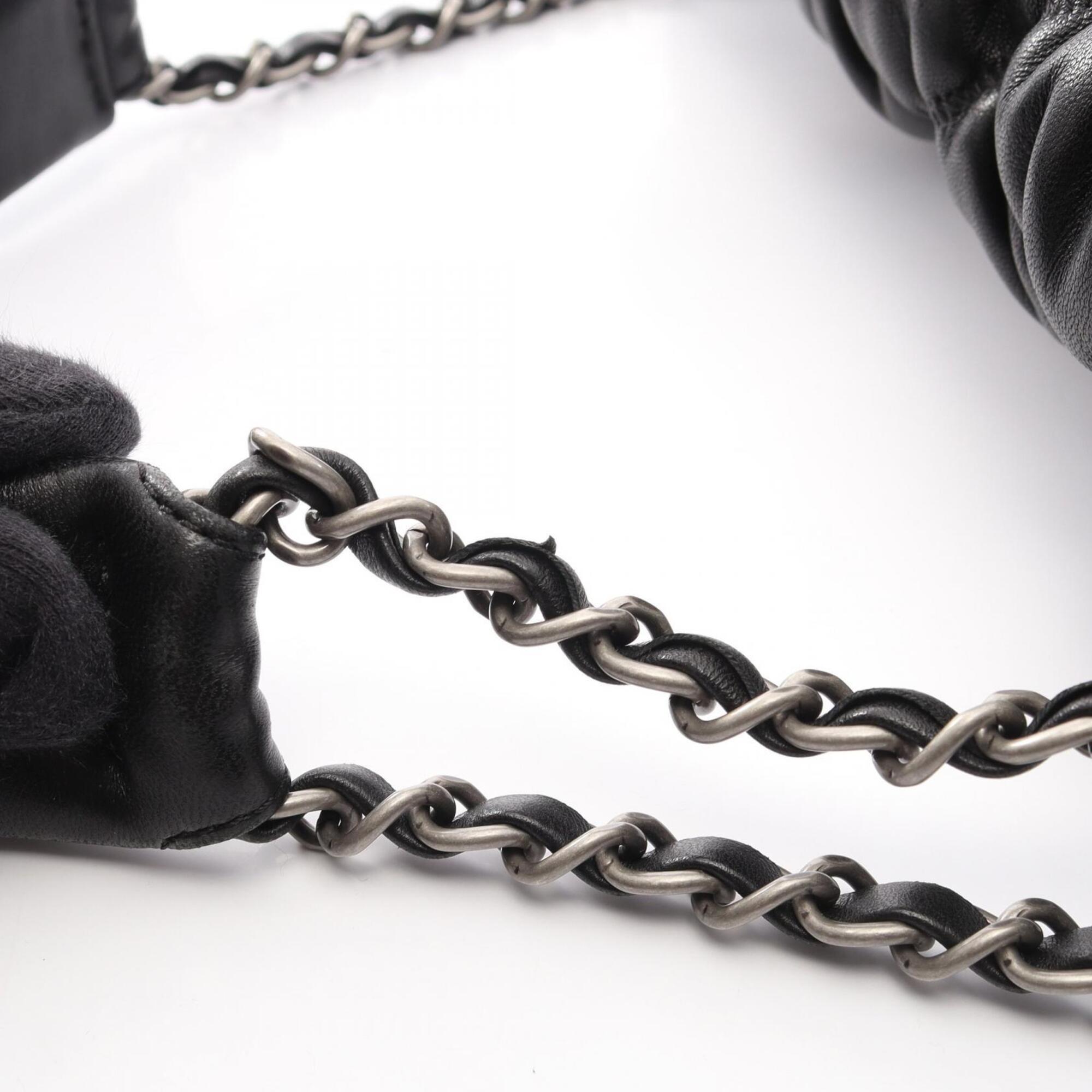 Chanel Black Handbag Shoulder Bag (Pre-Owned)