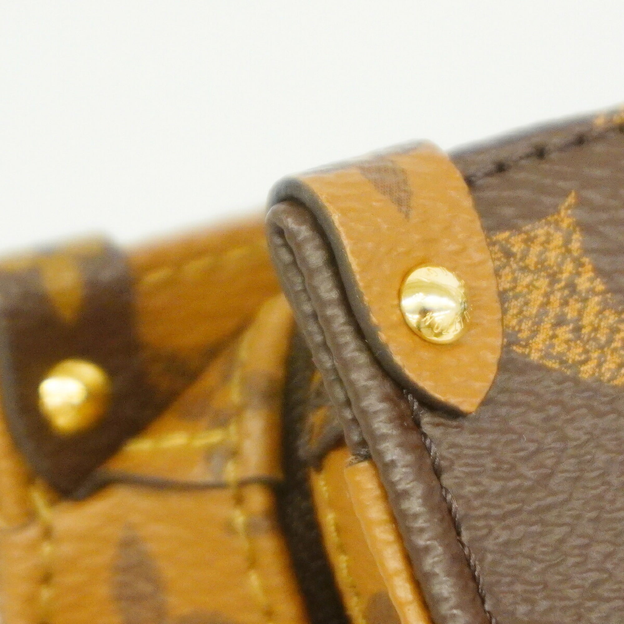 Louis Vuitton Brown Handbag (Pre-Owned)