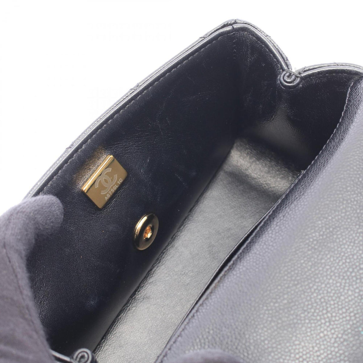 Chanel Black Grained Calfskin Handbag Shoulder Bag (Pre-Owned)