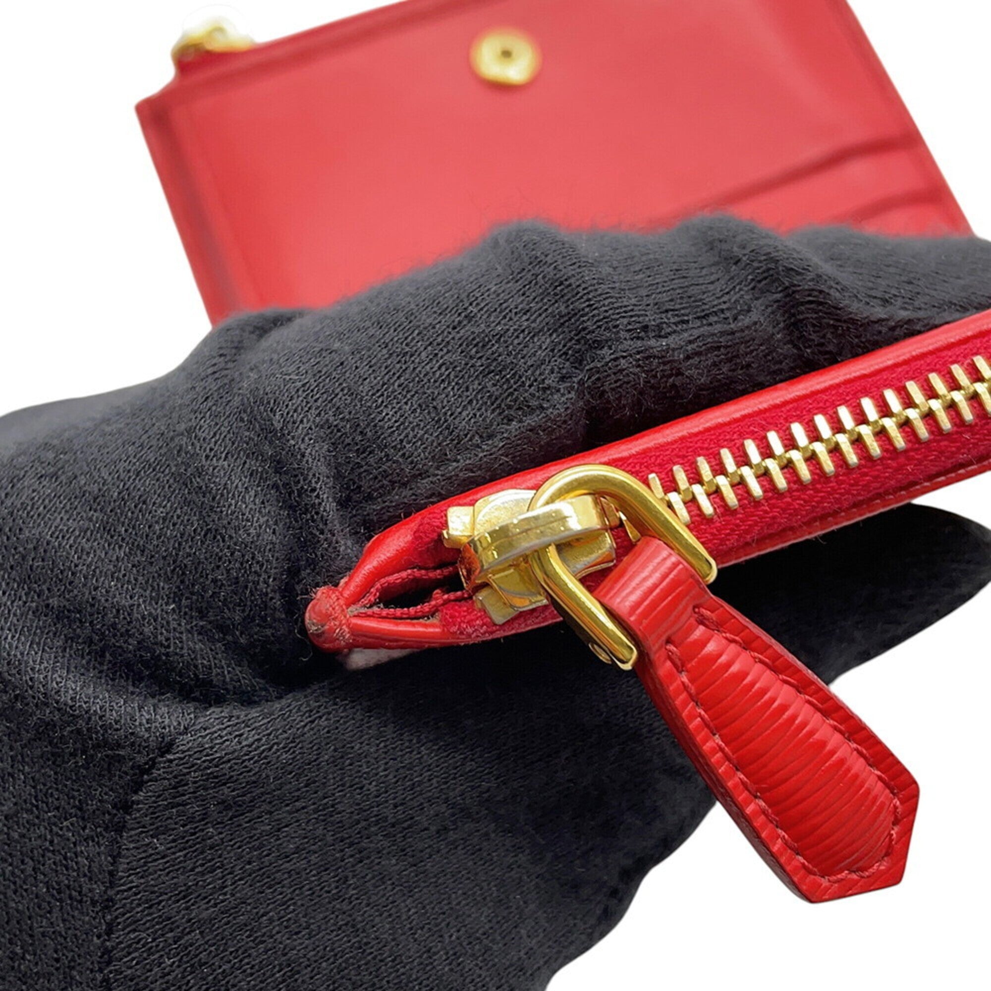 Prada Leather Wallet (Bi-Fold) (Pre-Owned)