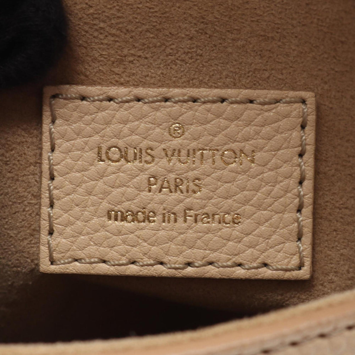 Louis Vuitton Ivory Leather Handbag (Pre-Owned)