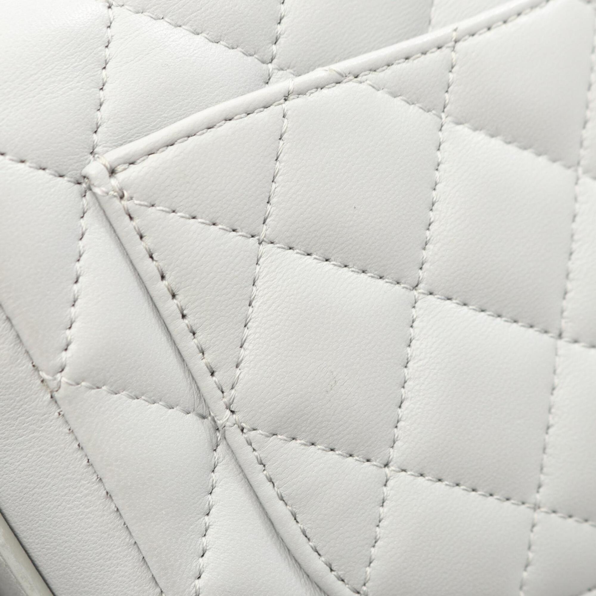 Chanel Gray Leather Handbag Shoulder Bag (Pre-Owned)
