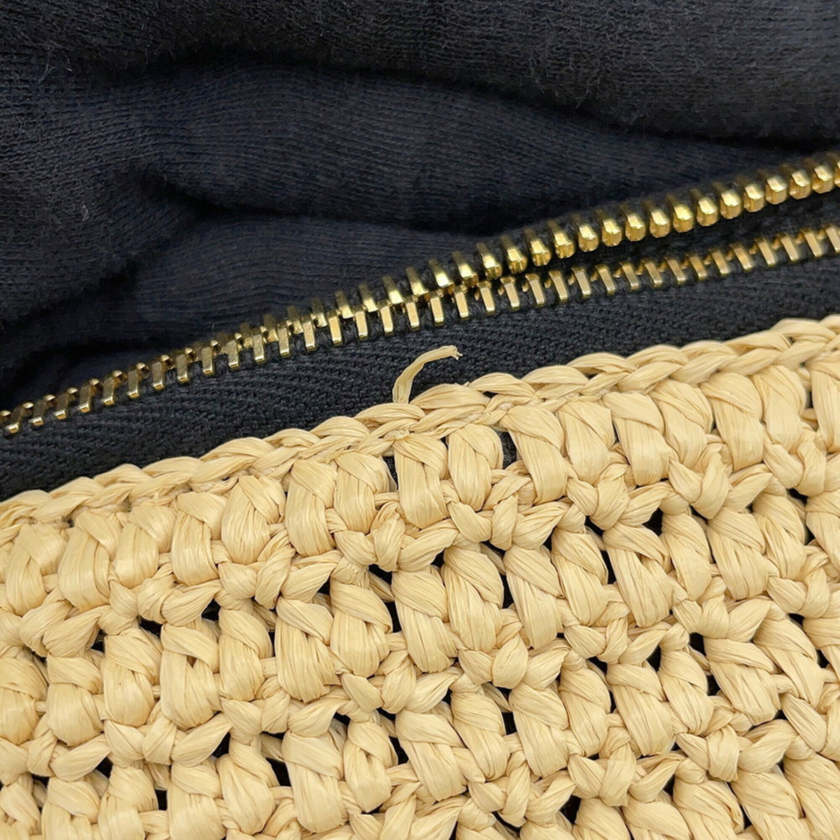 Yves Saint Laurent Beige Raffia Crossbody Bag Handbag Shoulder Bag (Pre-Owned)