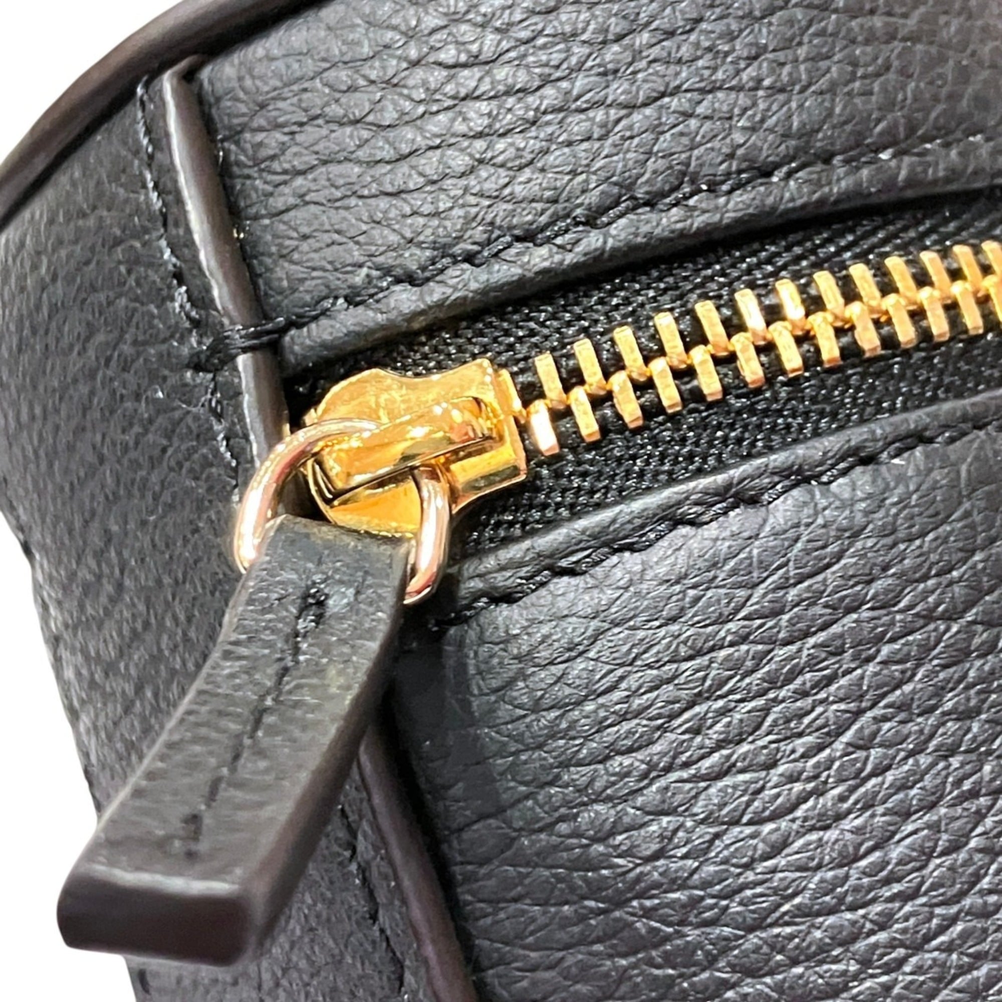 Cartier Trinity Black Leather Shoulder Bag (Pre-Owned)