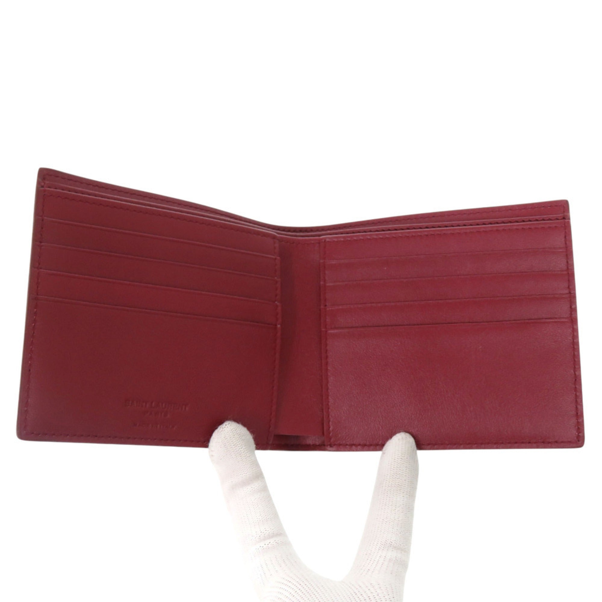 Yves Saint Laurent Bordeaux Red Color Patent Leather Wallet (Bi-Fold) (Pre-Owned)