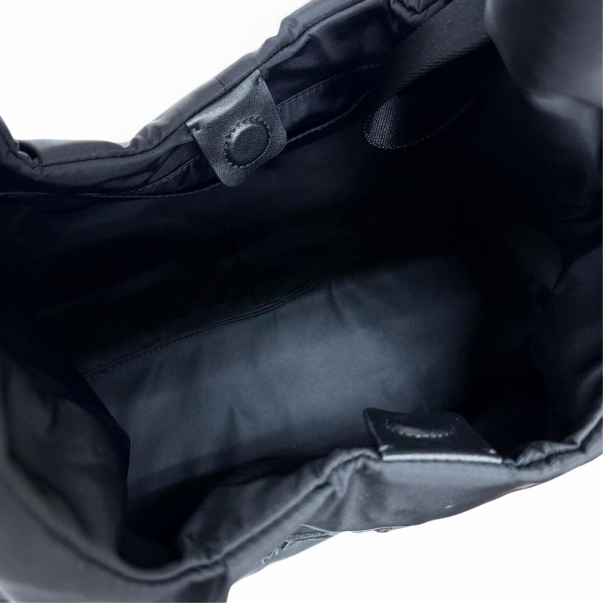 Marc Jacobs Black Bow Handbag (Pre-Owned)