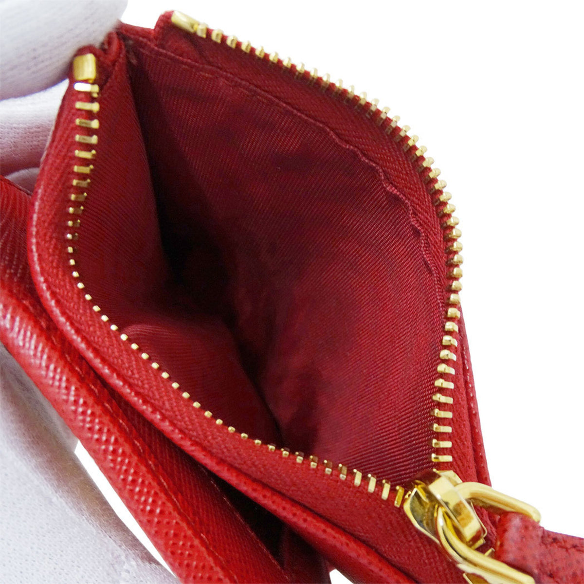 Prada Red Color Saffiano Wallet (Bi-Fold) (Pre-Owned)