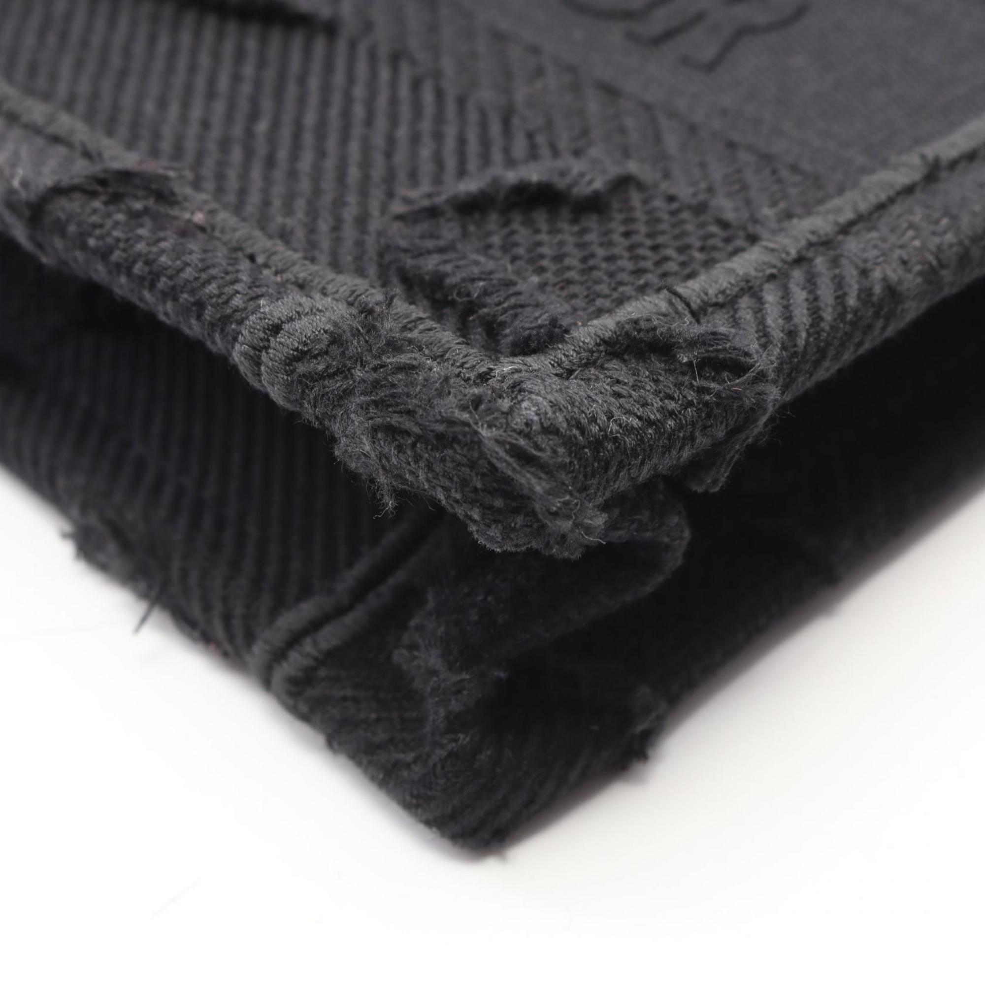 Christian Dior Black Canvas Handbag (Pre-Owned)