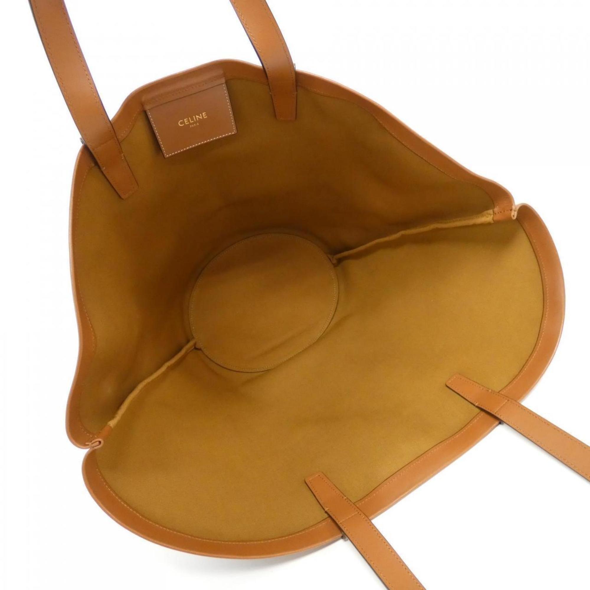 Celine Leather Shoulder Bag (Pre-Owned)