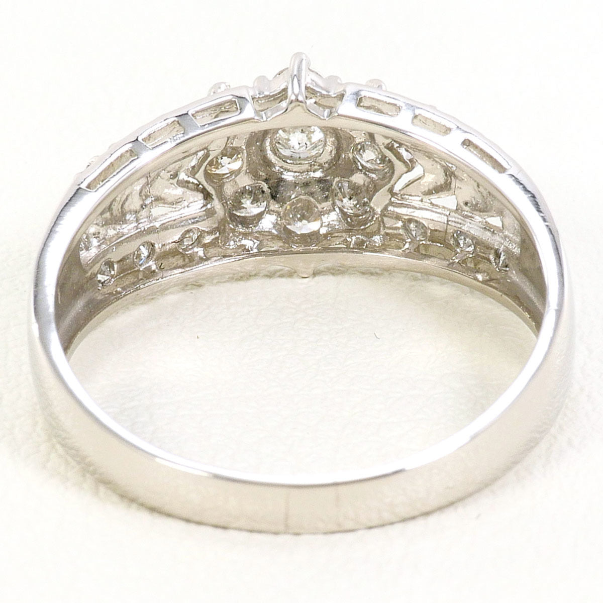 Unbranded Platinum Platinum 900 Band Ring (Pre-Owned)