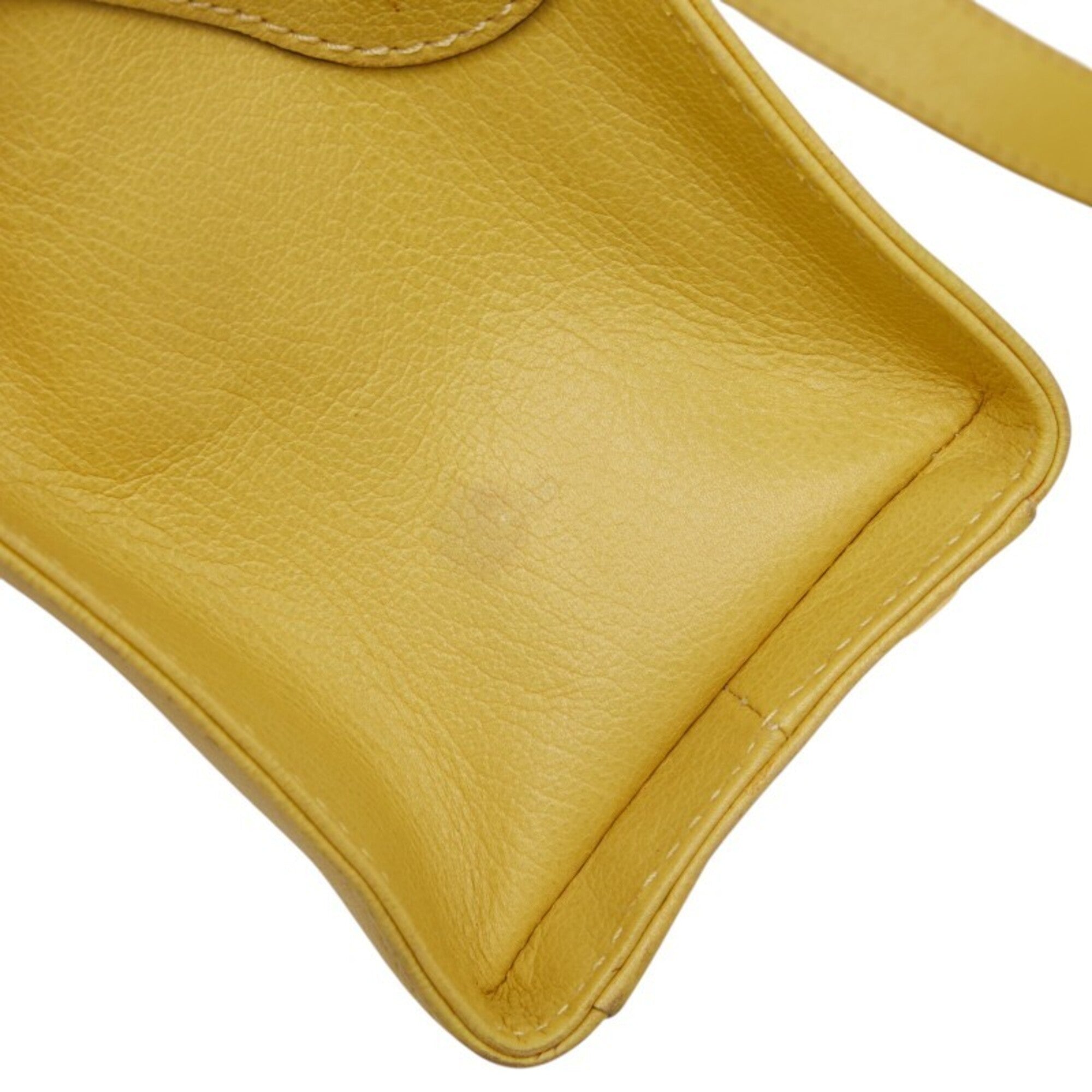 Salvatore Ferragamo Yellow Leather Handbag Shoulder Bag (Pre-Owned)