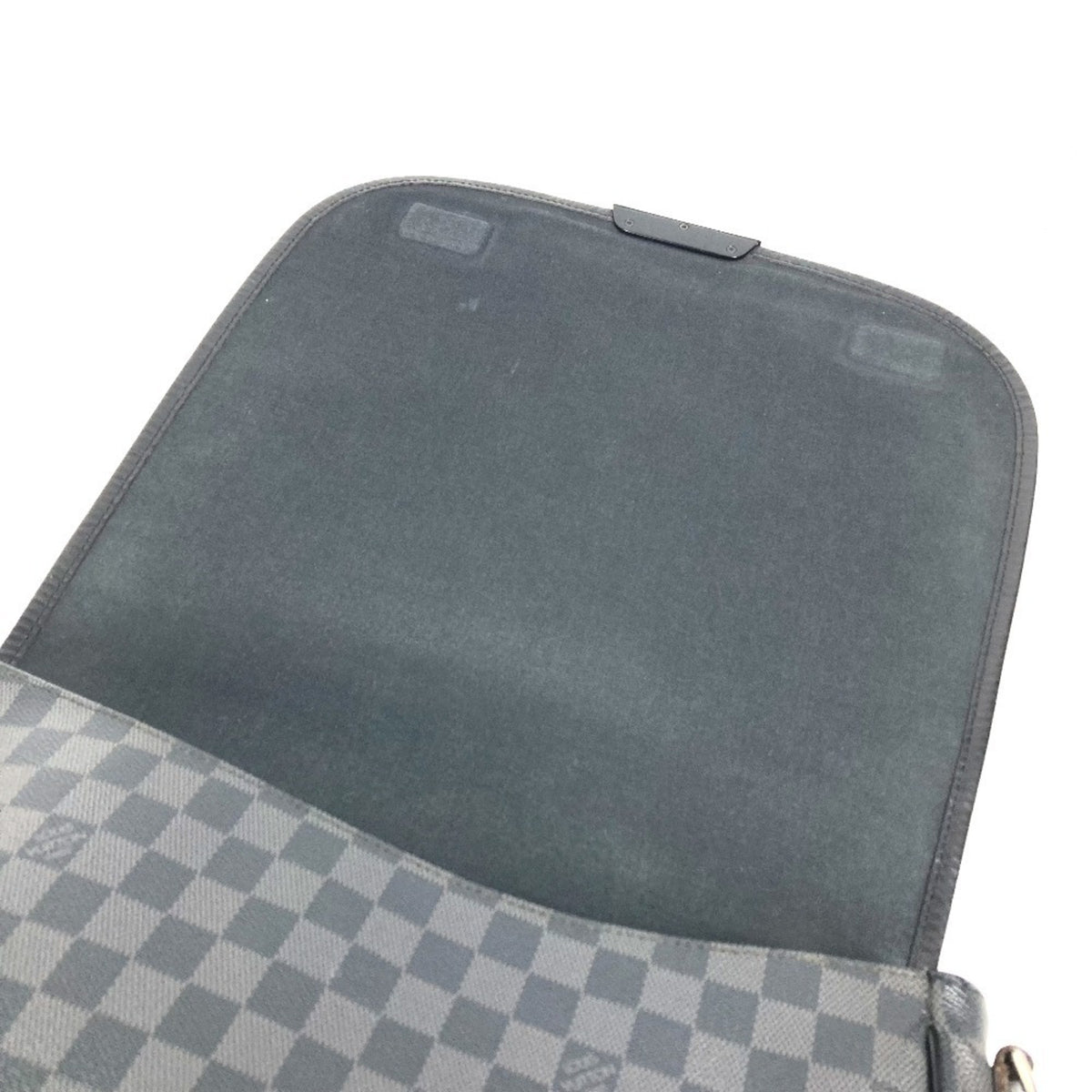 Louis Vuitton Black Damier Graphite Messenger Bag Shoulder Bag (Pre-Owned)