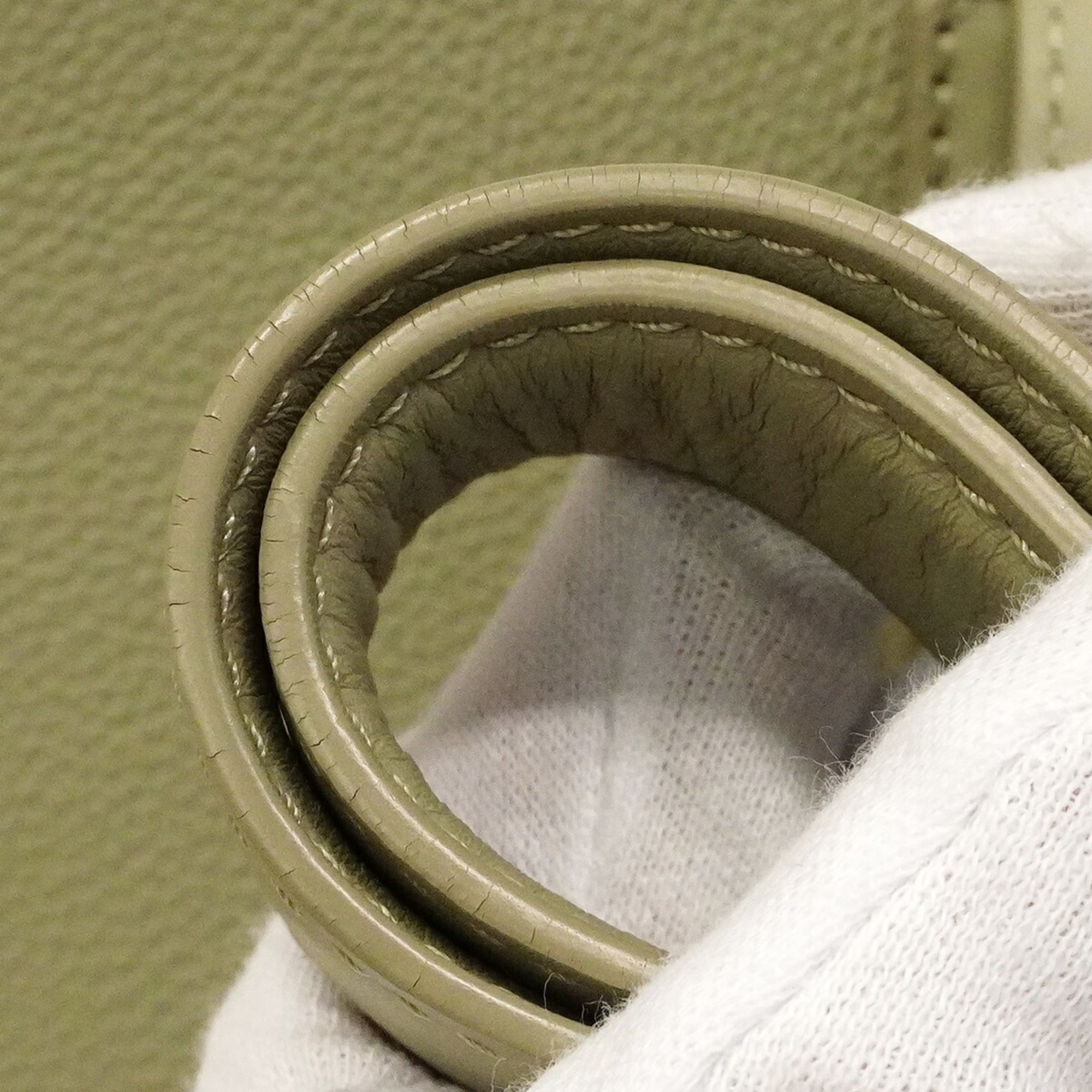 Louis Vuitton Khaki Tote Bag (Pre-Owned)