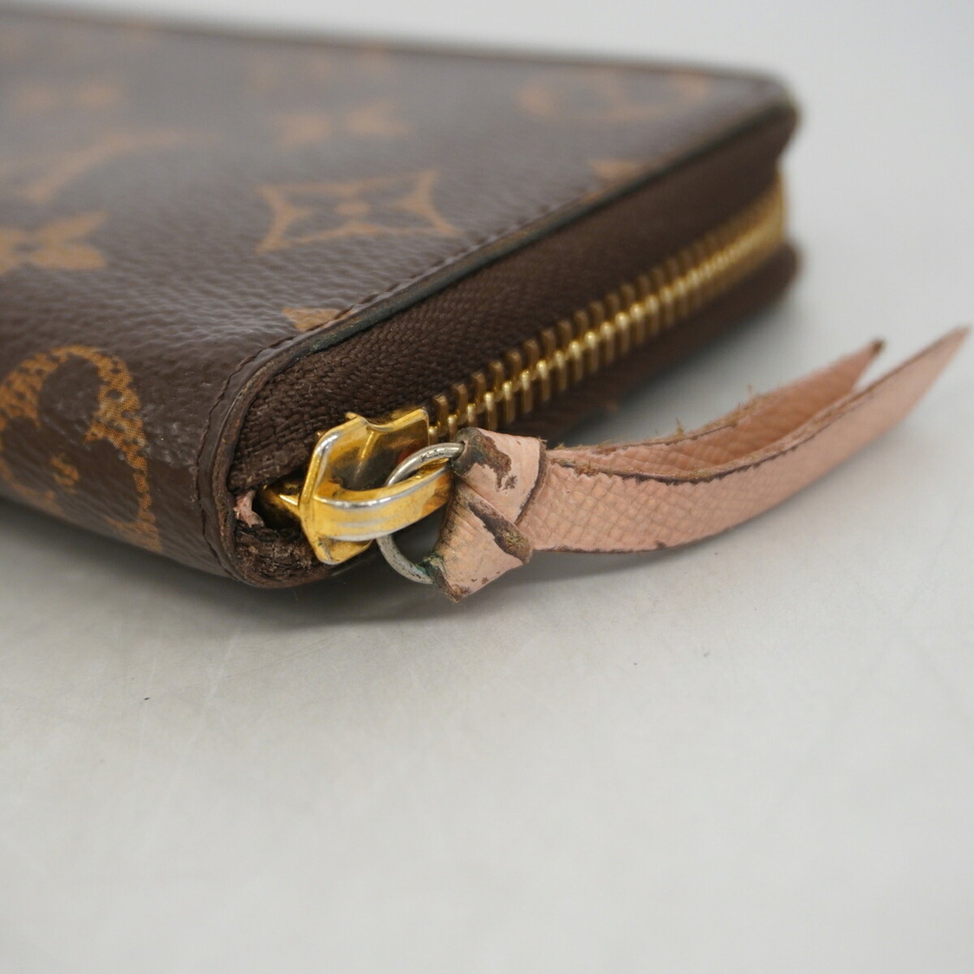 Louis Vuitton Rose Ballerine Long Wallet (Bi-Fold) (Pre-Owned)