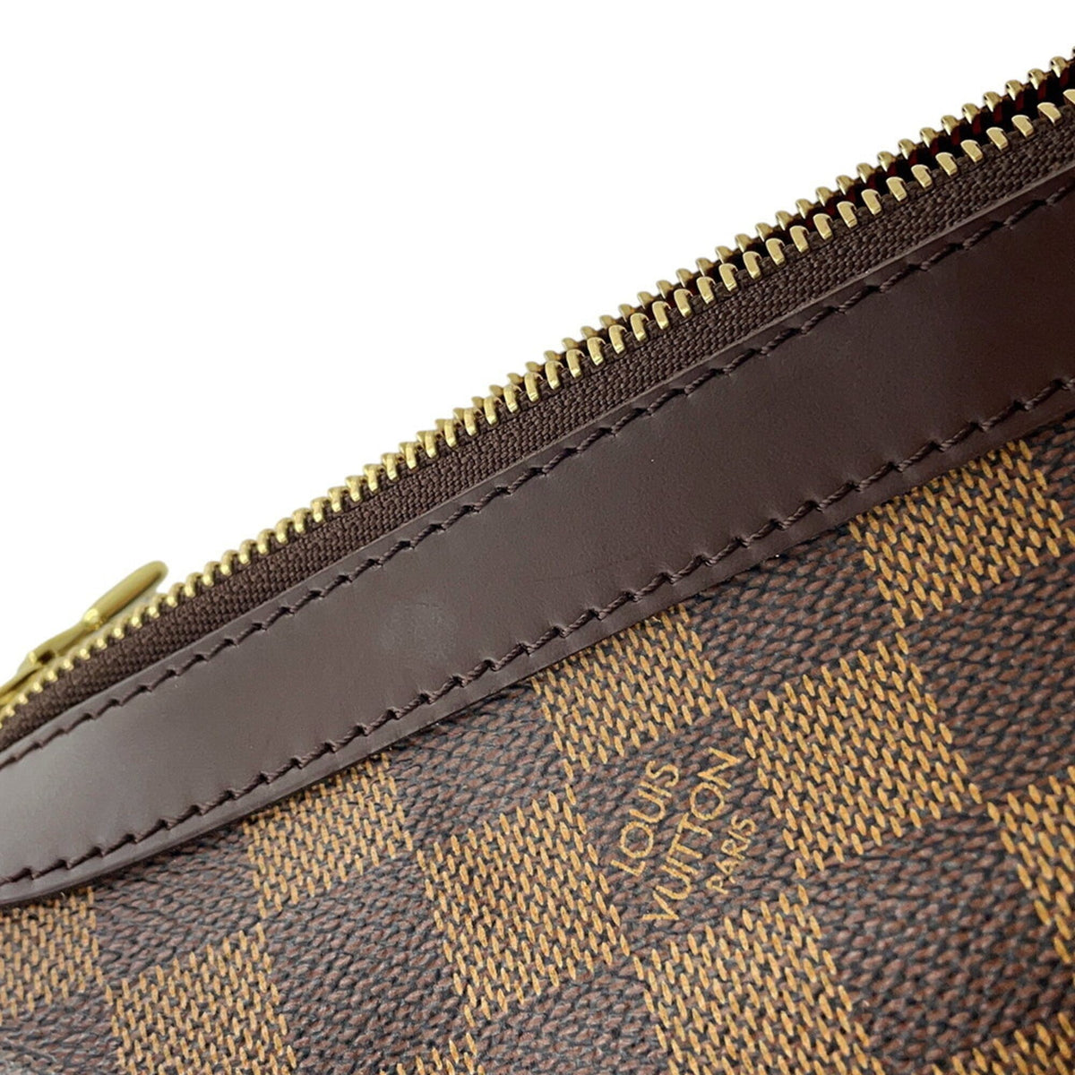 Louis Vuitton Damier Damier Canvas Ebene Red Color Handbag Shoulder Bag (Pre-Owned)