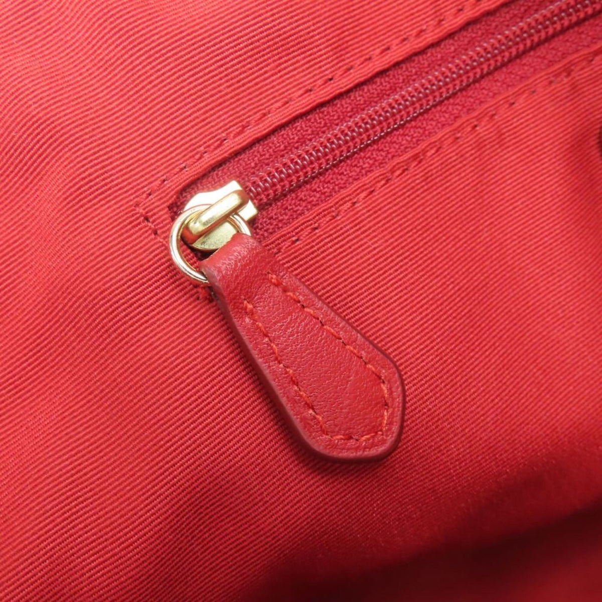 Coach Signature Beige Red Color Canvas Handbag (Pre-Owned)