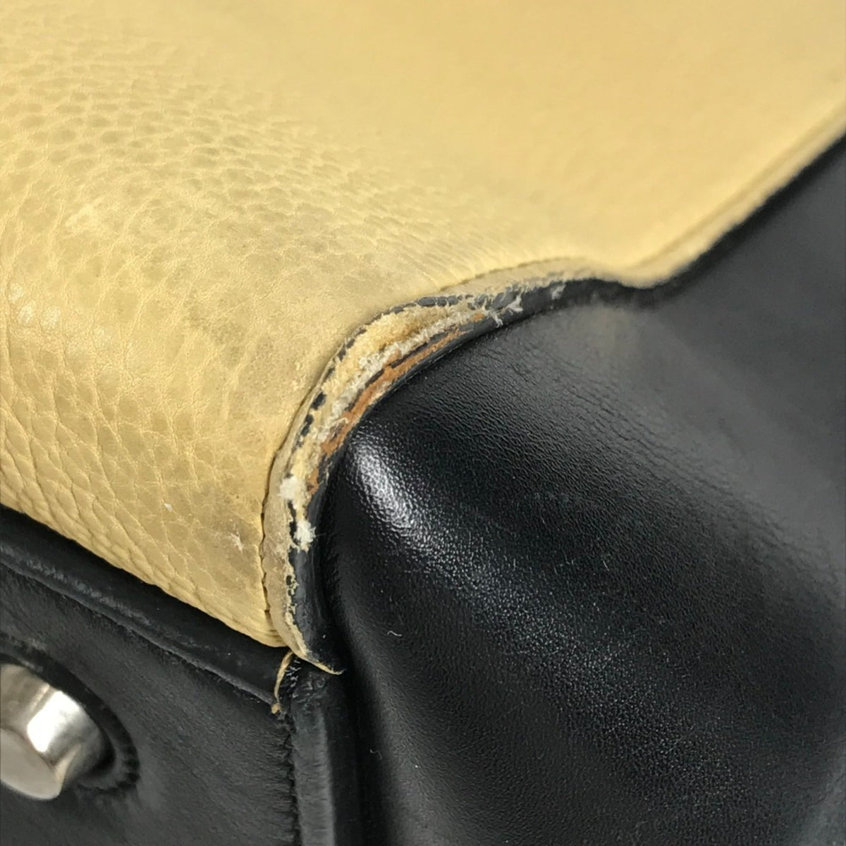 Celine Beige Navy Leather Handbag Shoulder Bag (Pre-Owned)